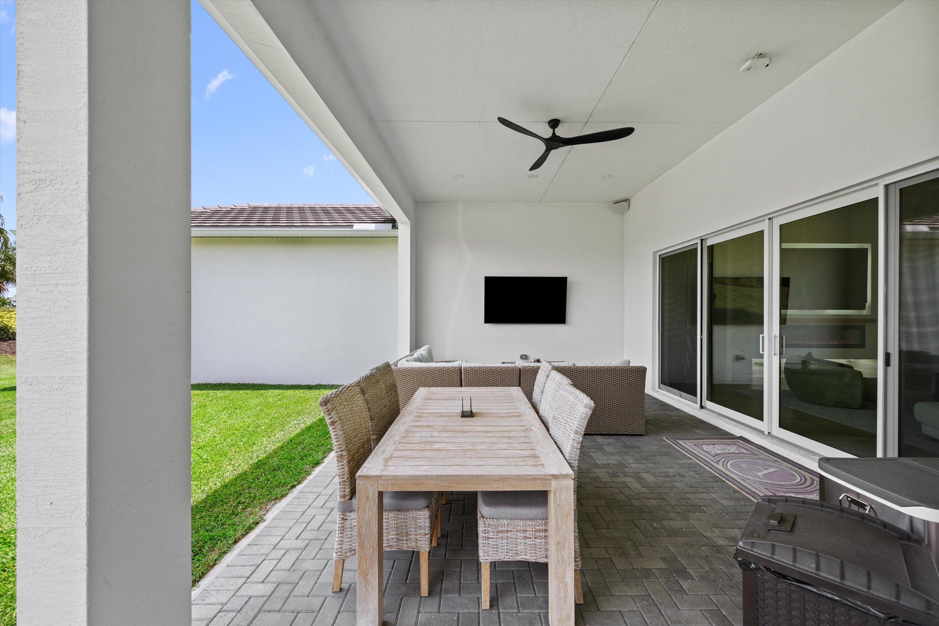 ESTATES OF WESTLAKE - Residential