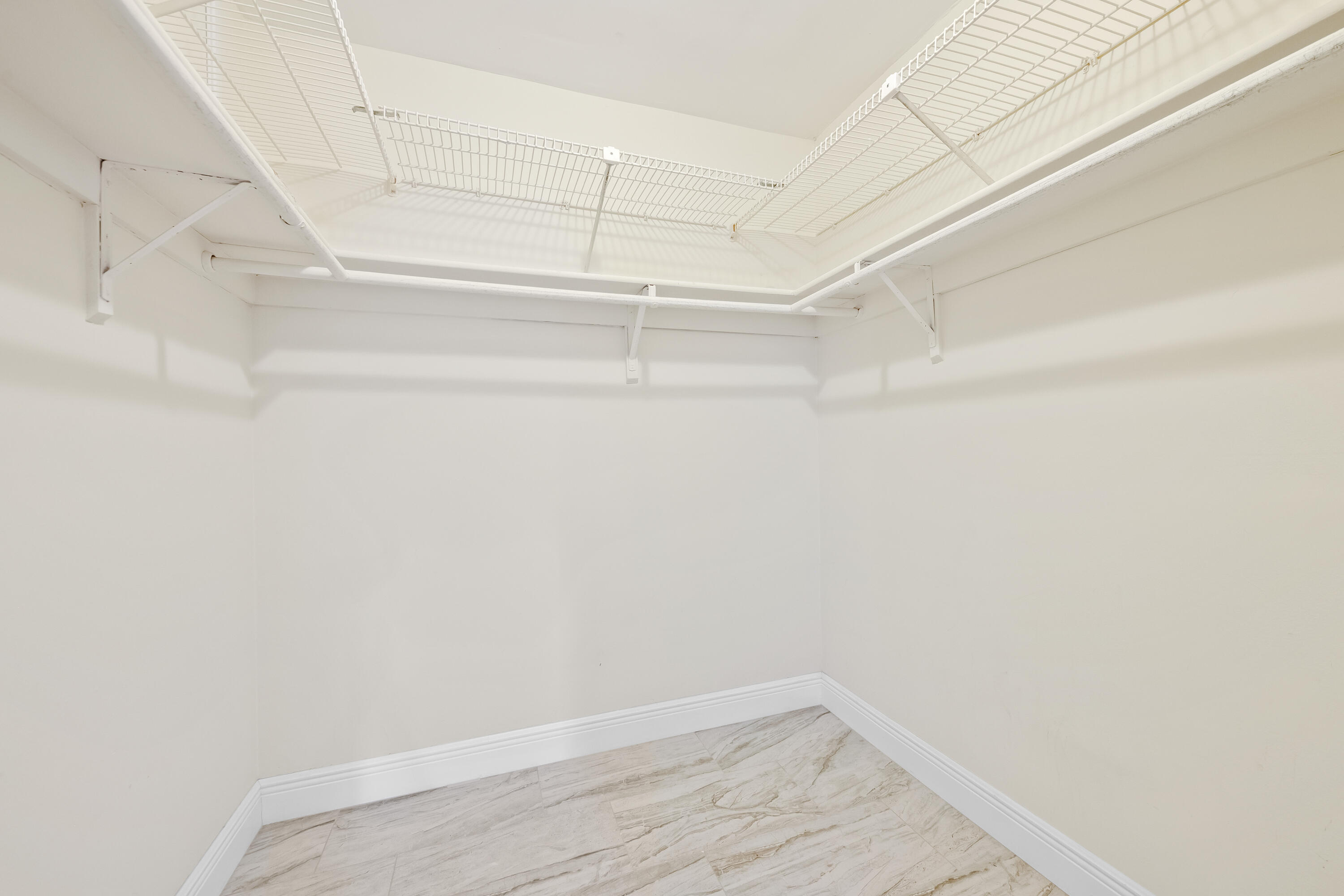 PLANTATION PINES CONDO - Residential