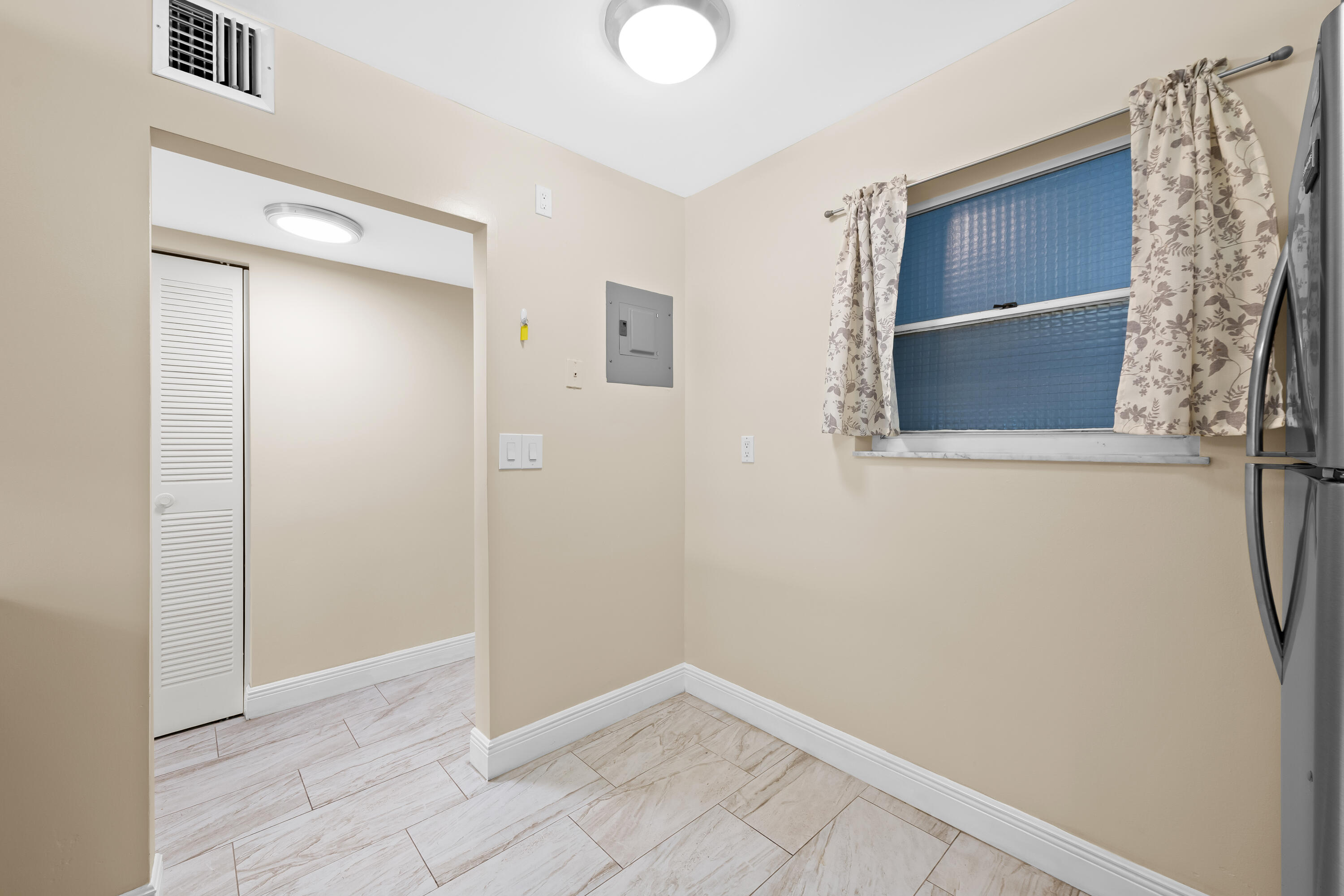 PLANTATION PINES CONDO - Residential