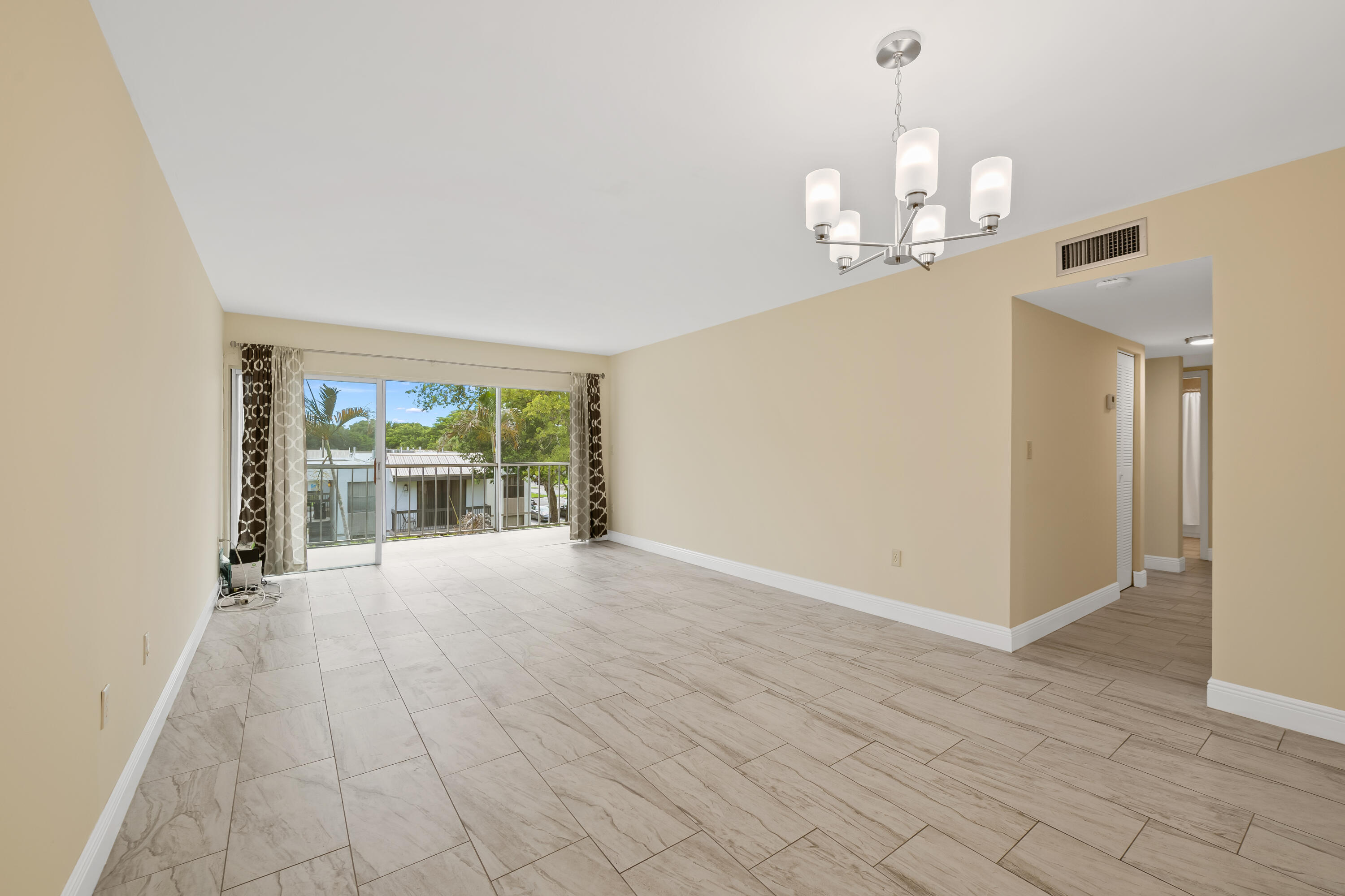 PLANTATION PINES CONDO - Residential
