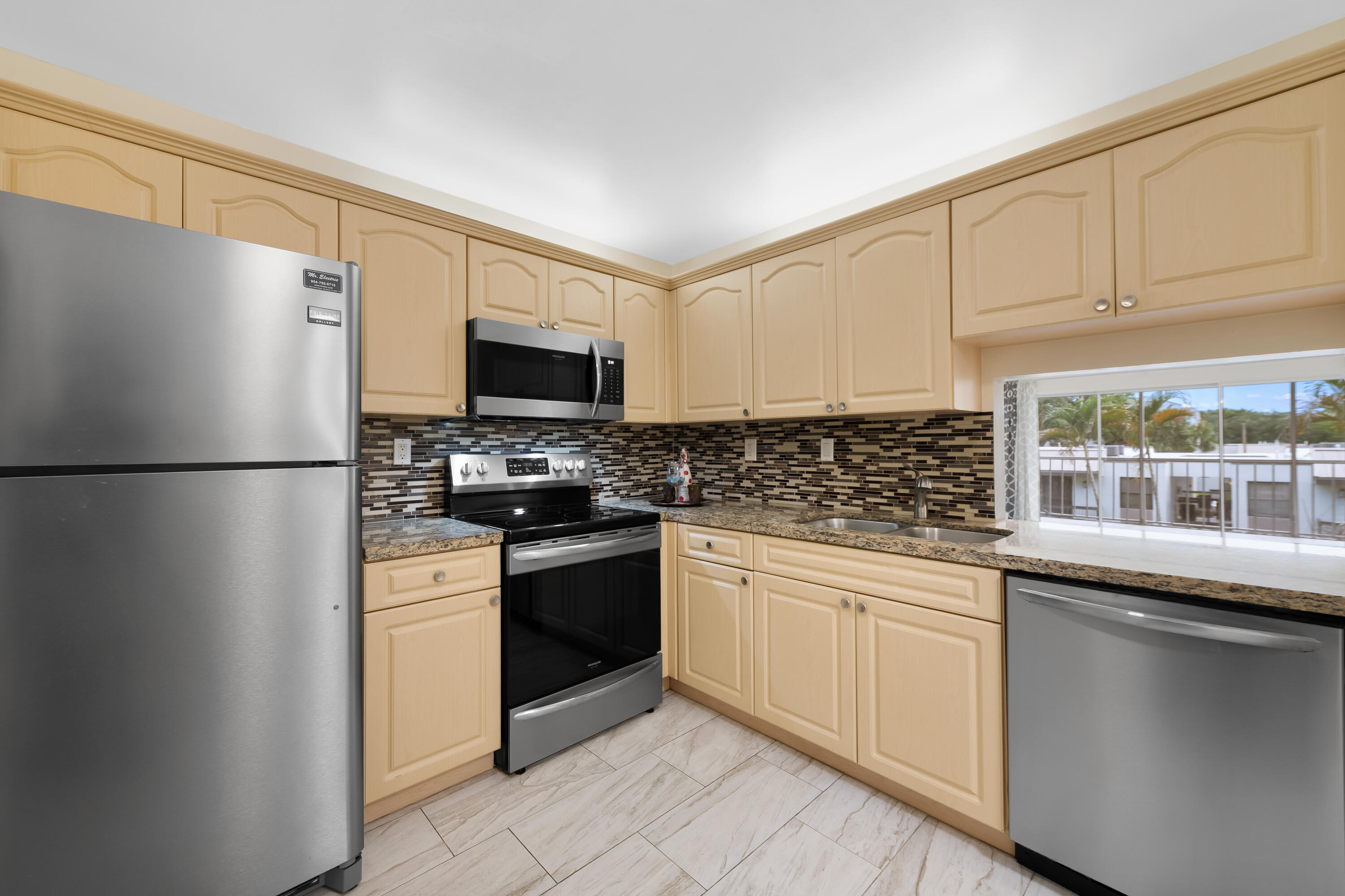 Priced to Sell, Owners don't want to Chase the Market. This is a Great Deal on a 3 Bedroom 2 Full Bathroom Condo with Screened Balcony, Beautiful Tile Floors, Corner unit on the 3rd Floor. Laundry room is just outside your door, Building has Elevators & Stairs. Pet Friendly Complex, Assigned Parking, Community Pool & Laundry Rooms. Well Maintained Complex in MidTown Plantation, across from Publix, Bus Station, Library, Courthouse. JAlexander's, Burton's, Padrinos all close by. Community has completed the Milestone Inspections, New Roofs 2023, Recently Painted Buildings, Lush Landscaping. Take a Look this unit will not Disappoint!