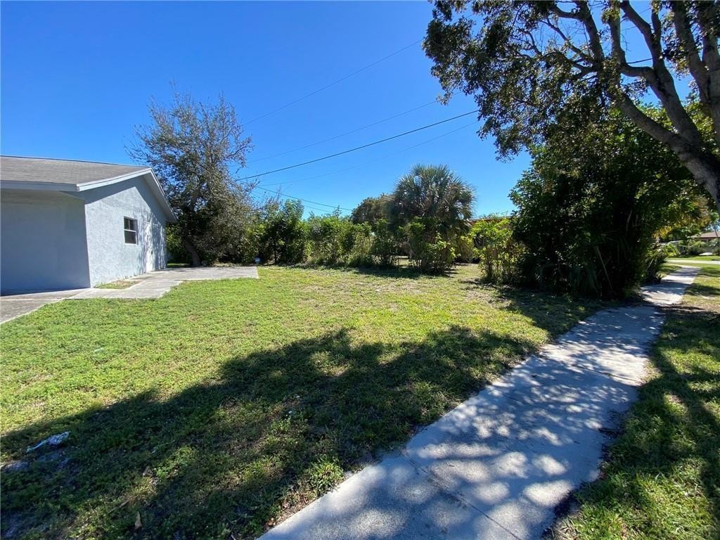 Westfield At West Palm Be - Residential