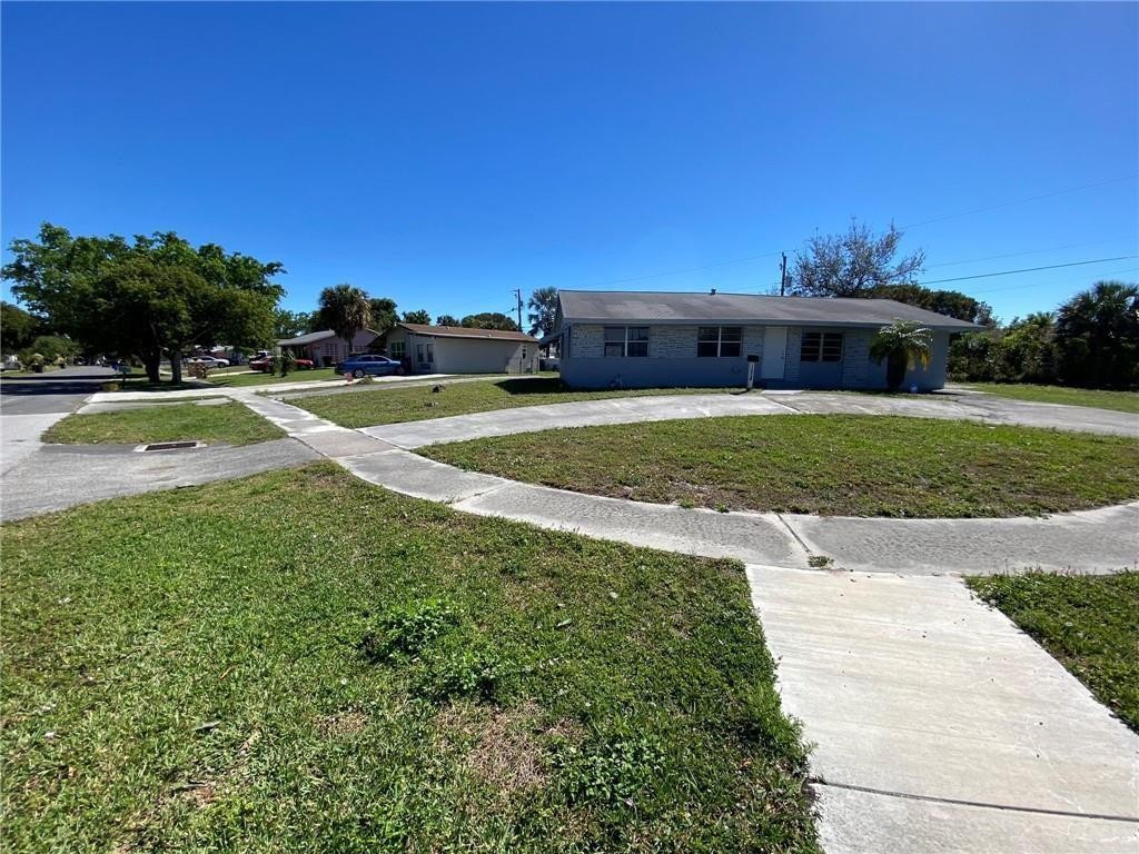 Westfield At West Palm Be - Residential