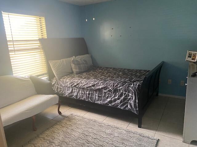 PORT ST LUCIE SECTION 8 - Residential Lease