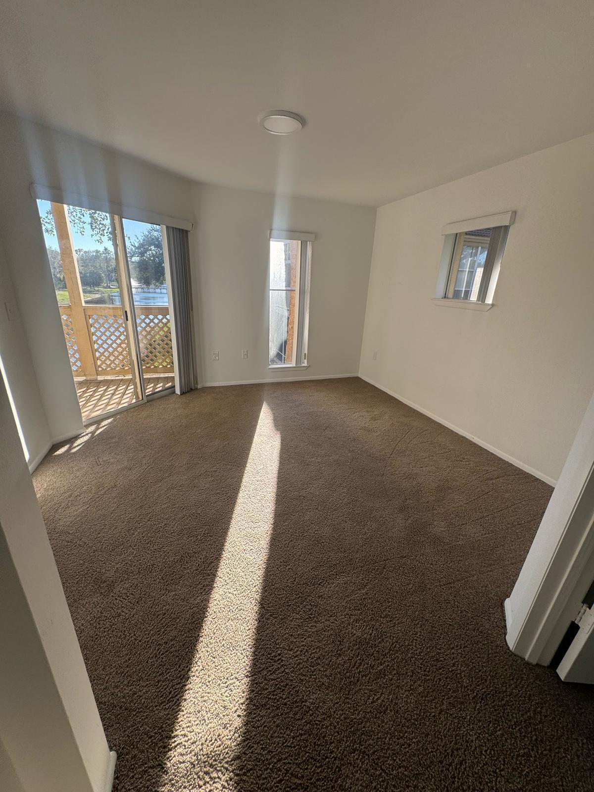 PALM LAKE CONDO - Residential Lease