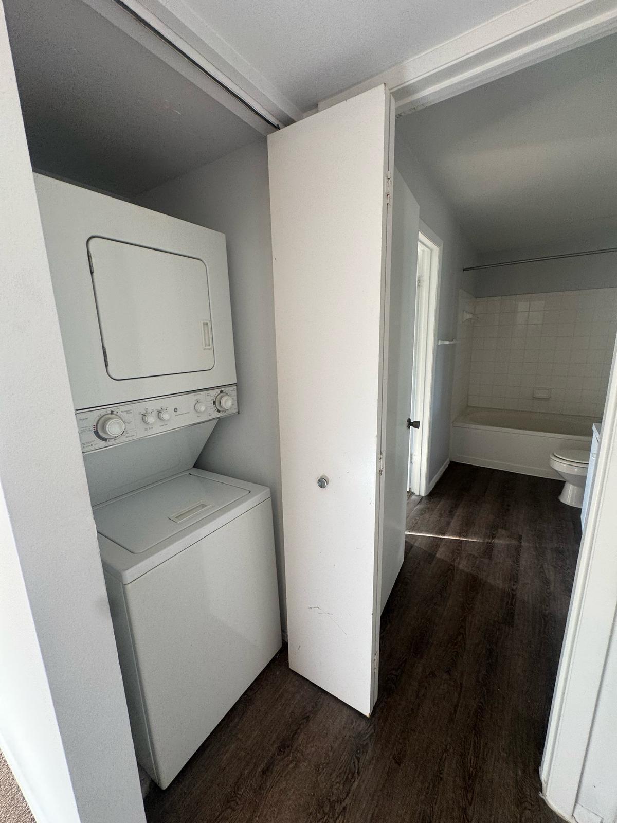 PALM LAKE CONDO - Residential Lease