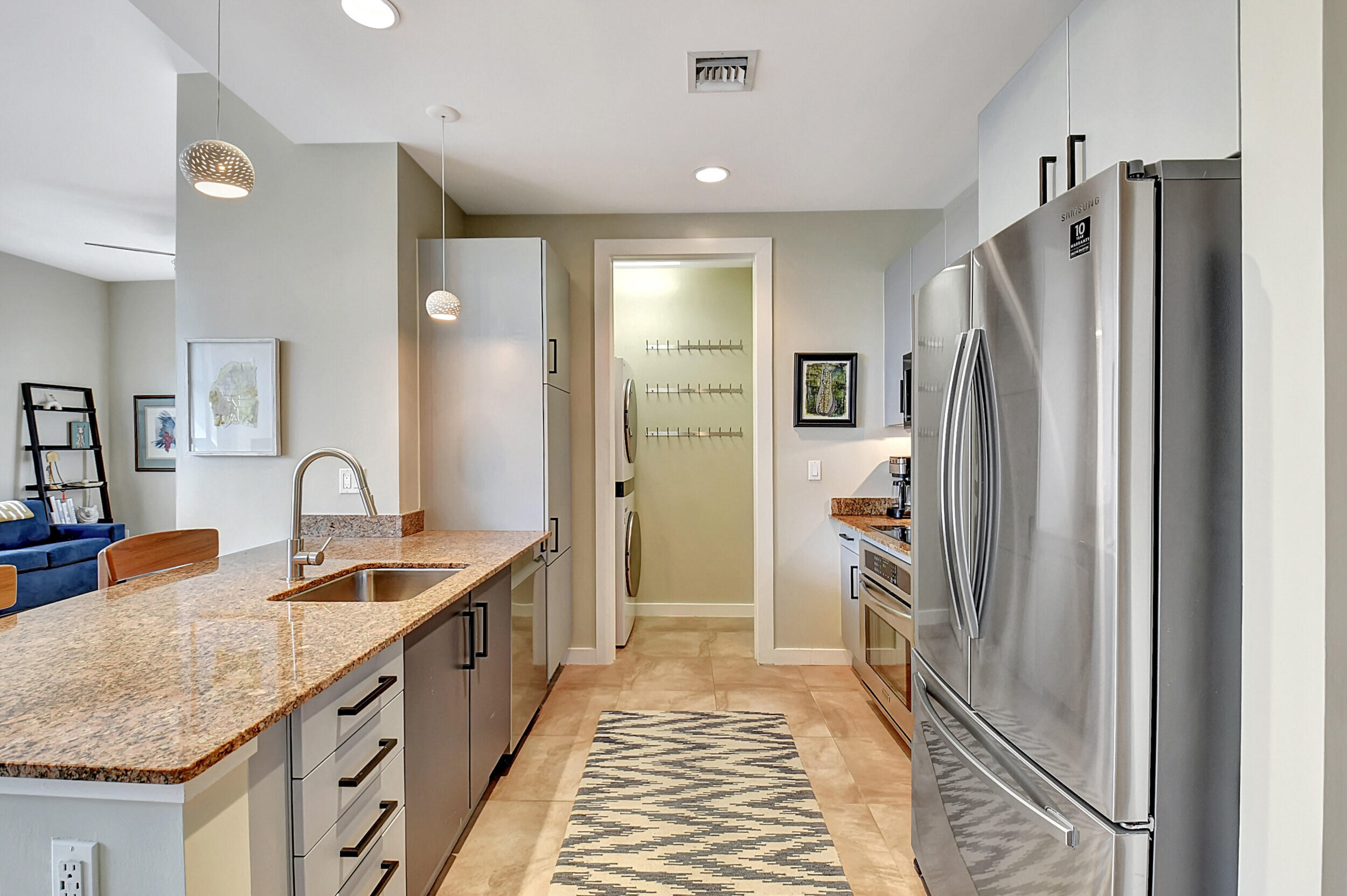 MERIDIAN DELRAY CONDO - Residential Lease