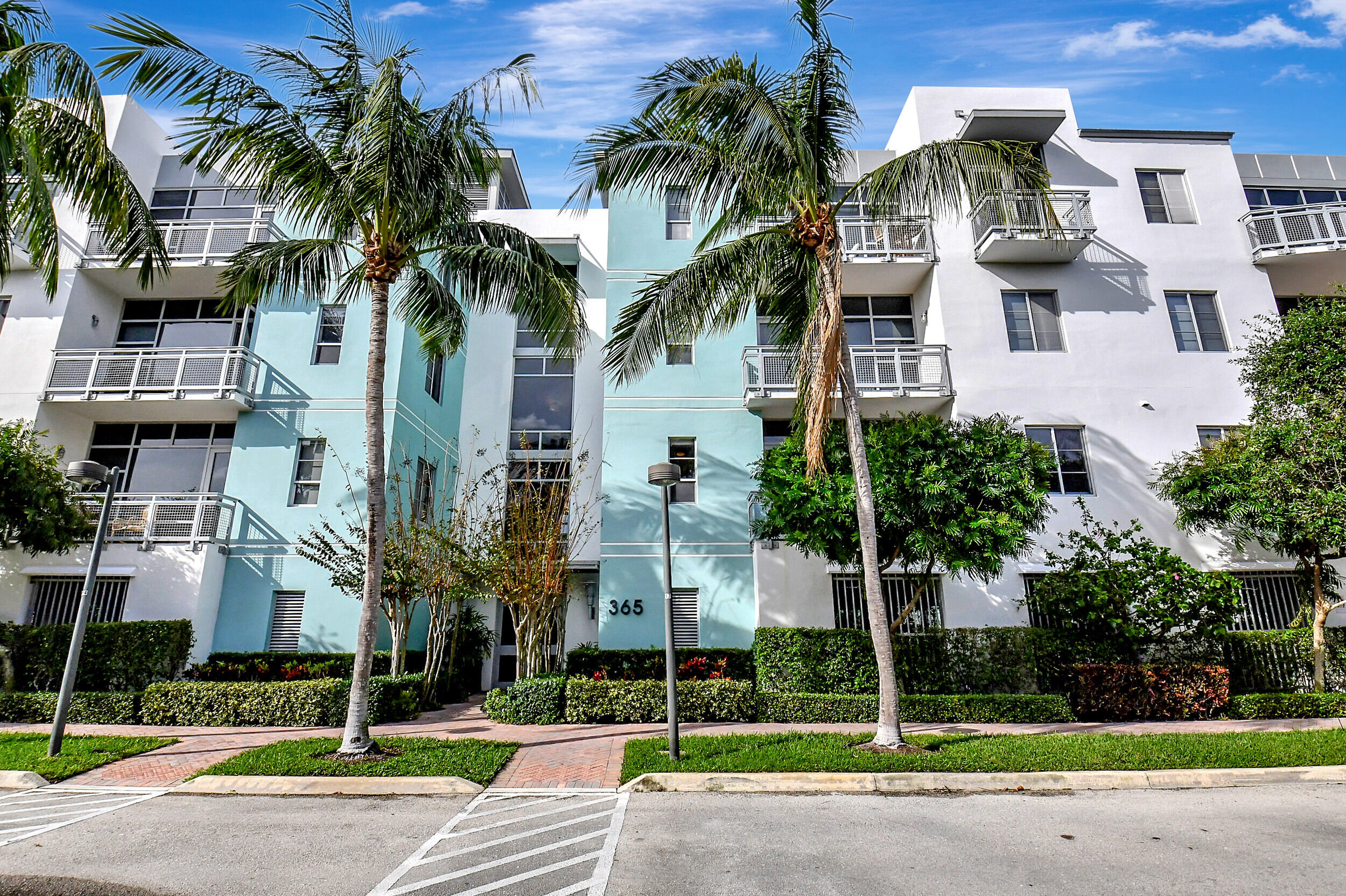 MERIDIAN DELRAY CONDO - Residential Lease