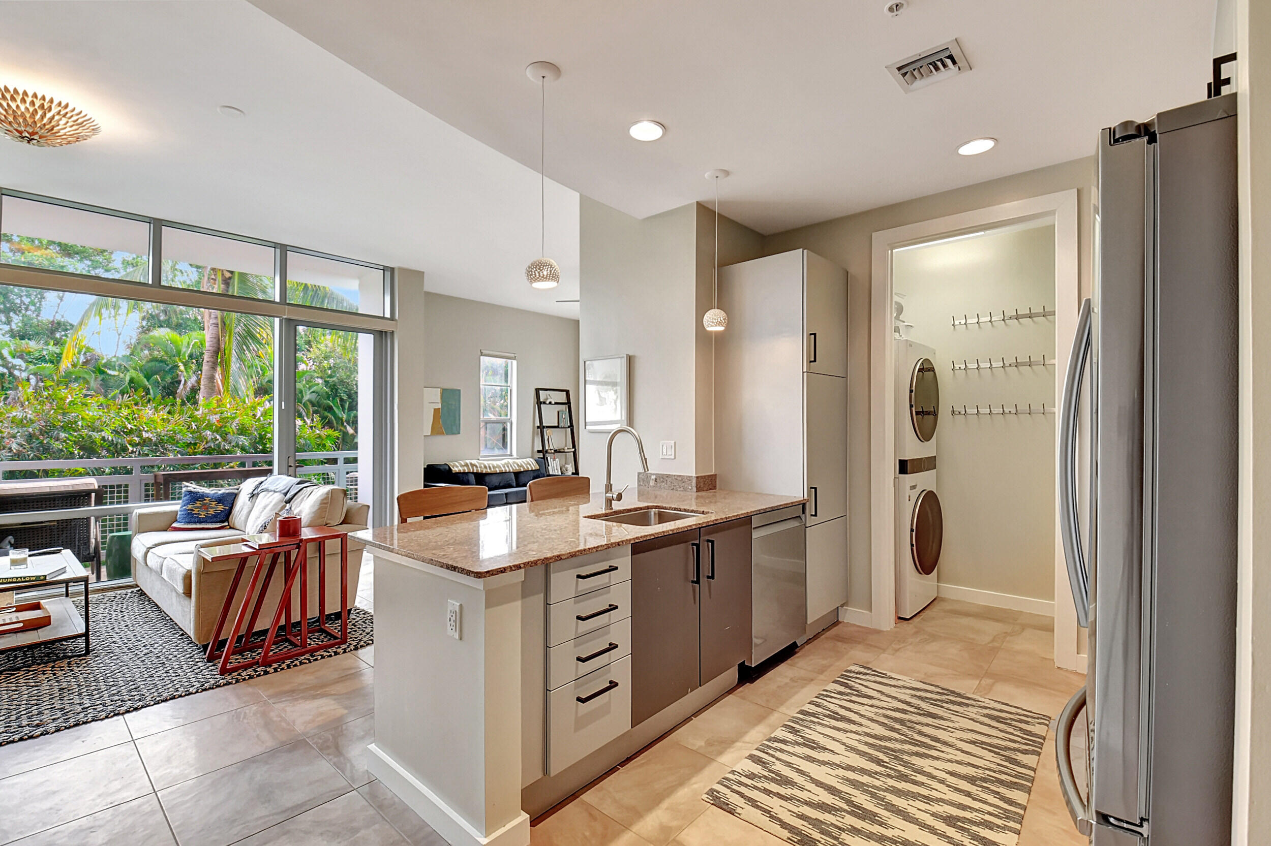 MERIDIAN DELRAY CONDO - Residential Lease