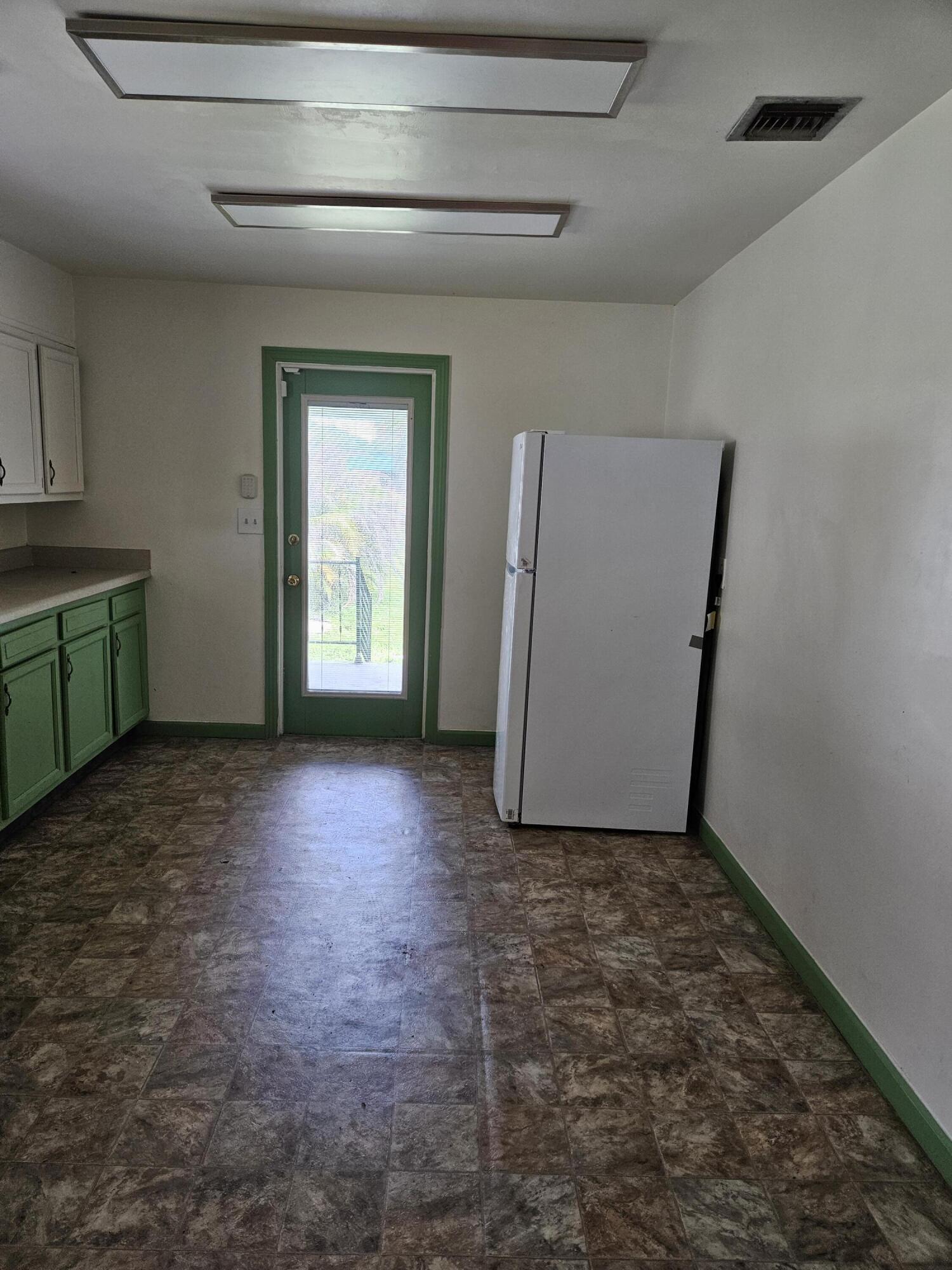 PINEHURST S/D BLK 2 LOTS 4 AND 5 (0.30 AC) (OR 367 - Residential