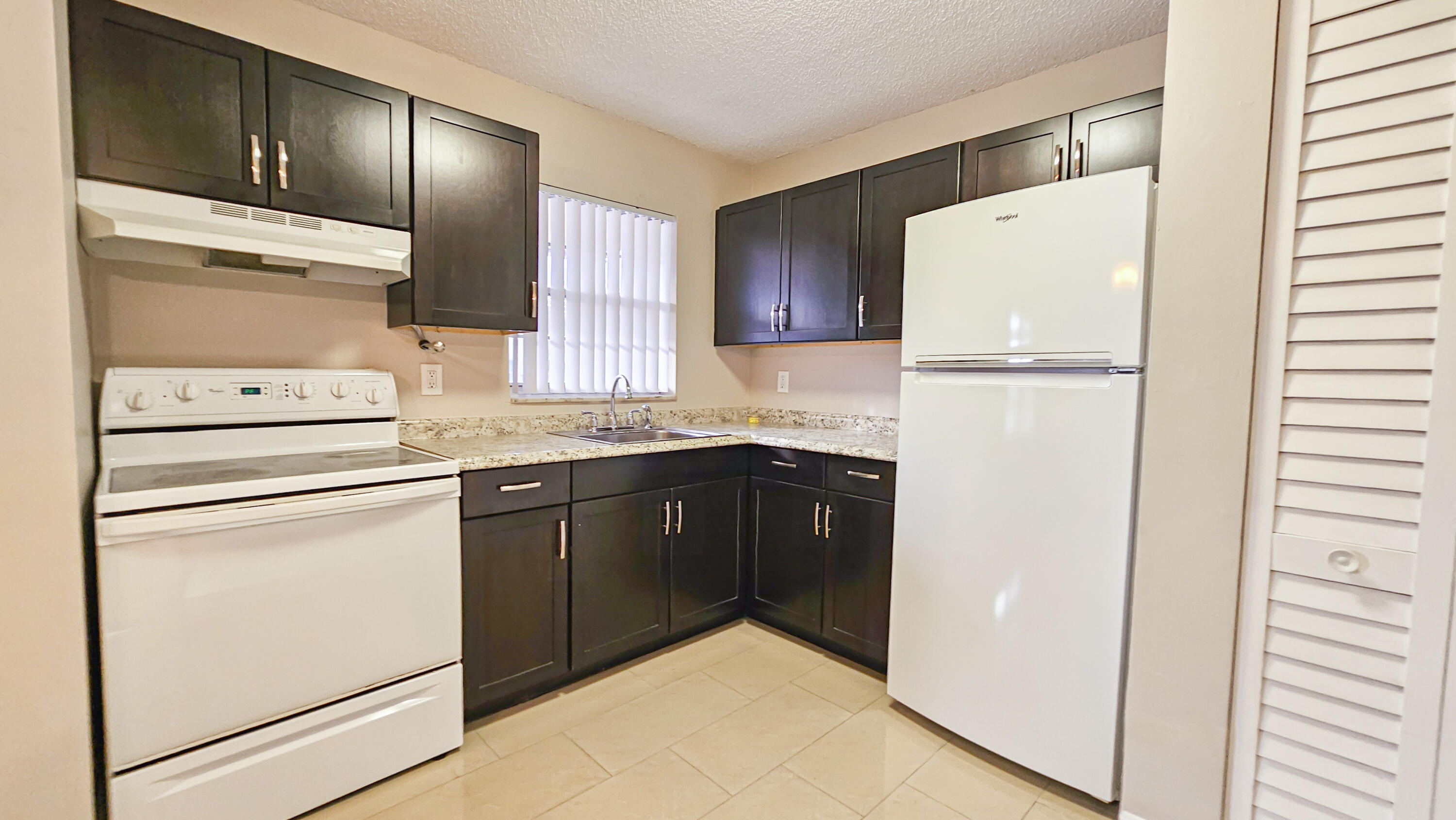 VILLAGE ON THE LAKE CONDO - Residential