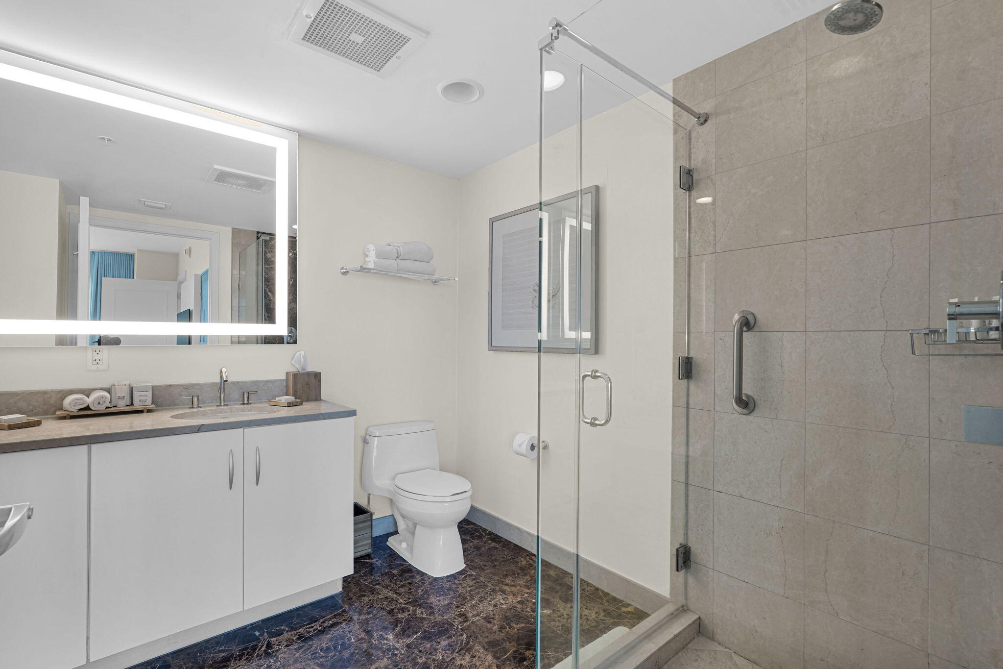 Q CLUB RESORT & RESIDENCES CONDO - Residential
