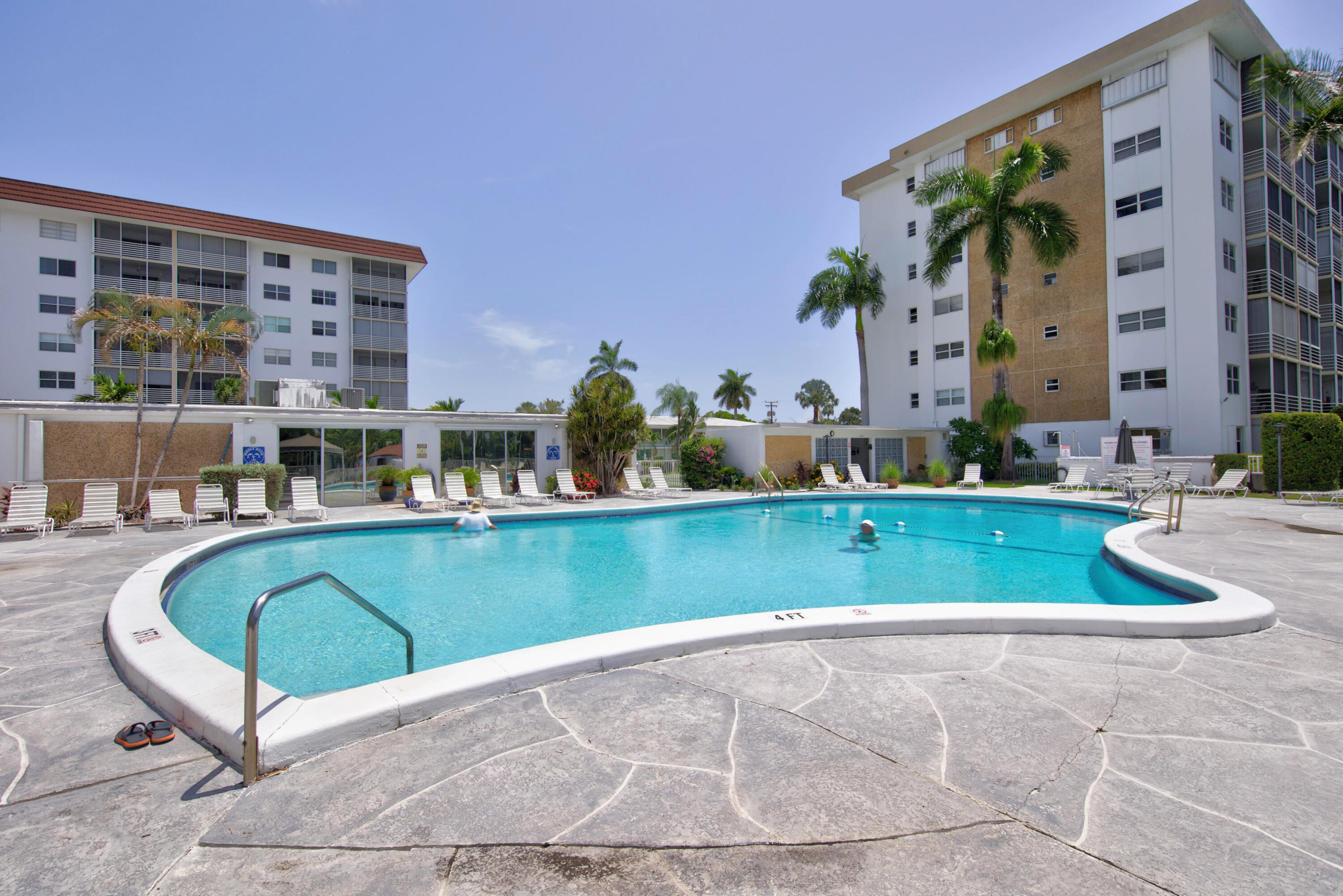RIVER BEND CONDO - Residential