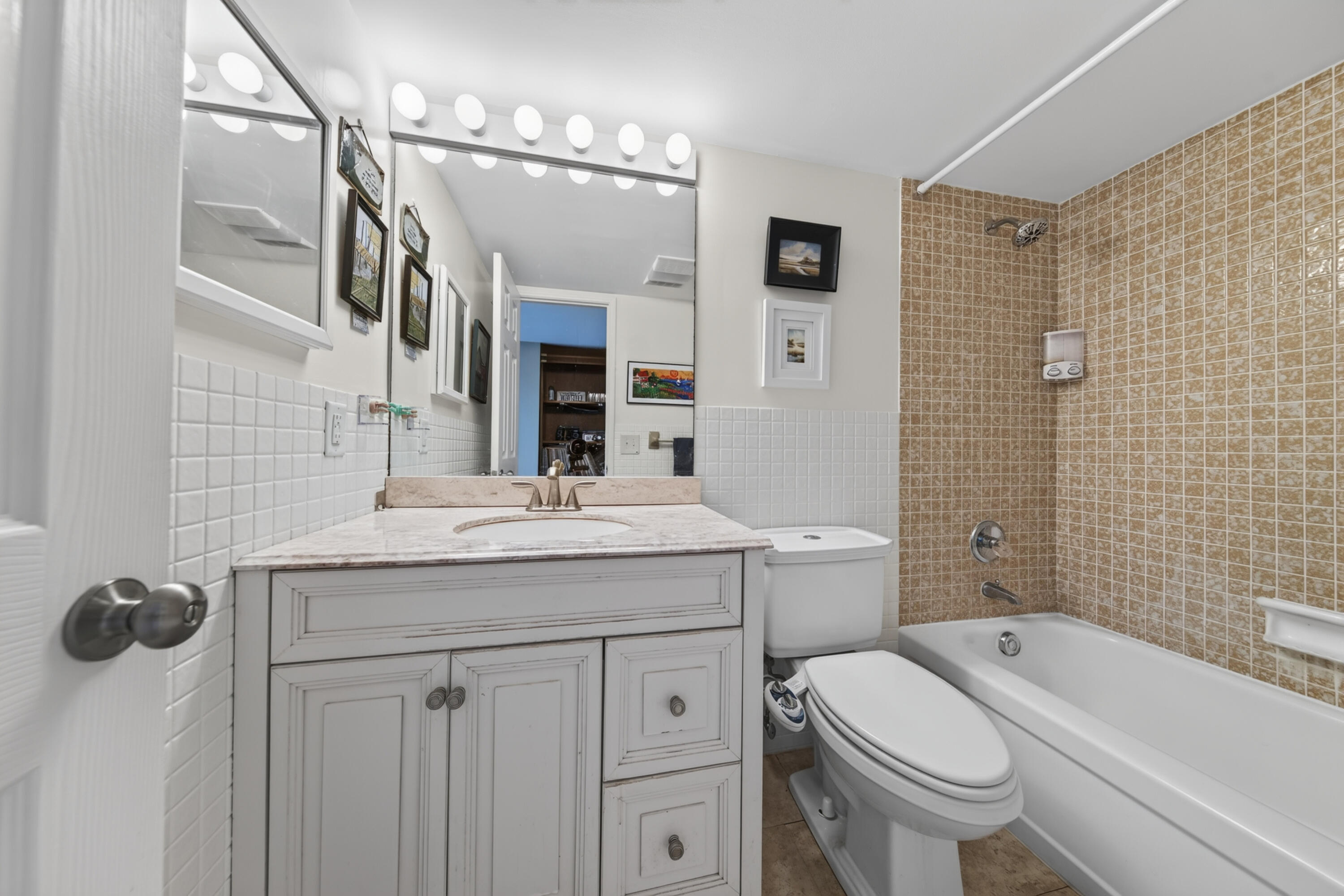 RIVER BEND CONDO - Residential