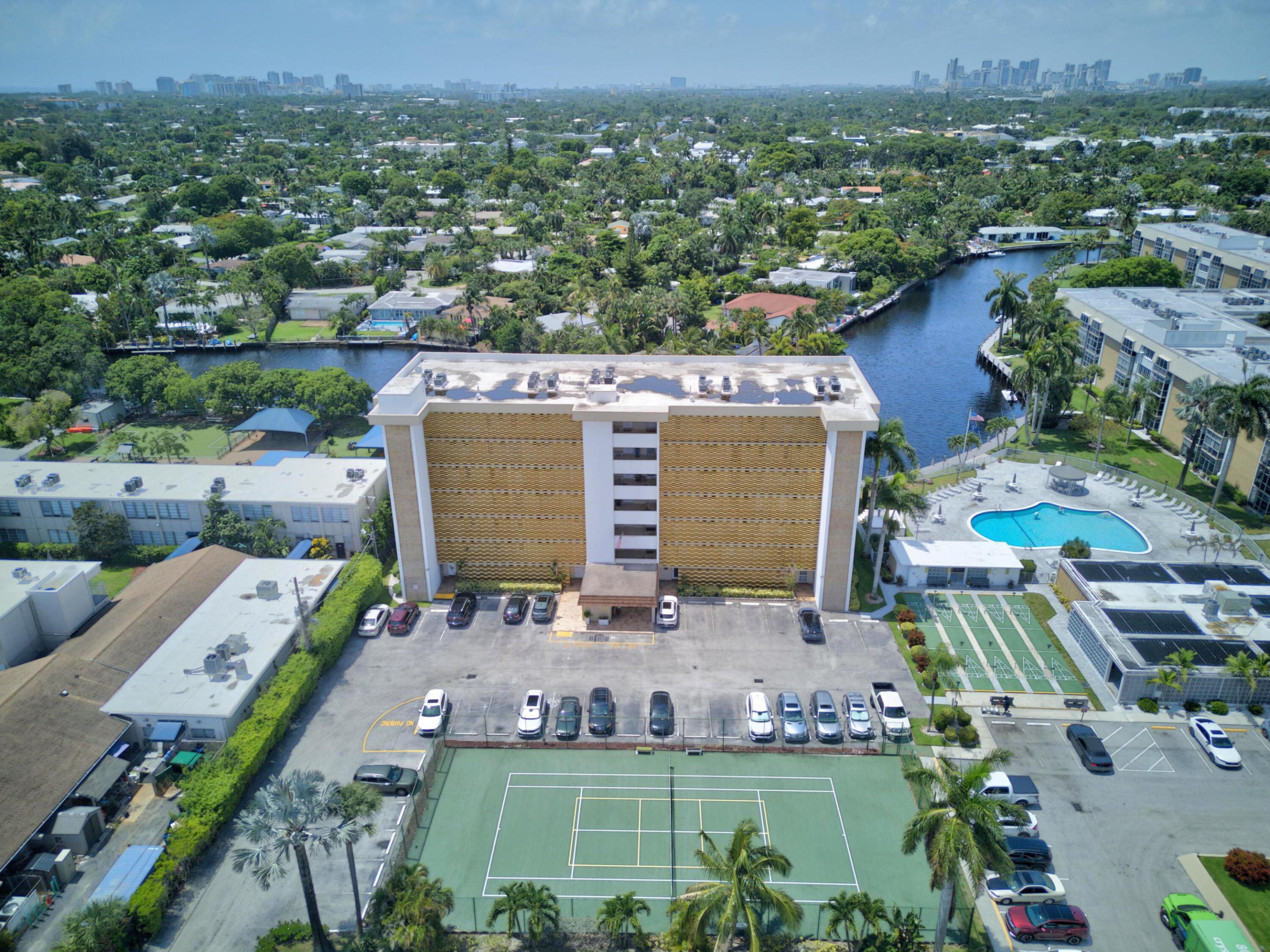 RIVER BEND CONDO - Residential