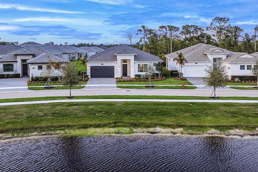 VERANDA ESTATES PHASE 1 - Residential