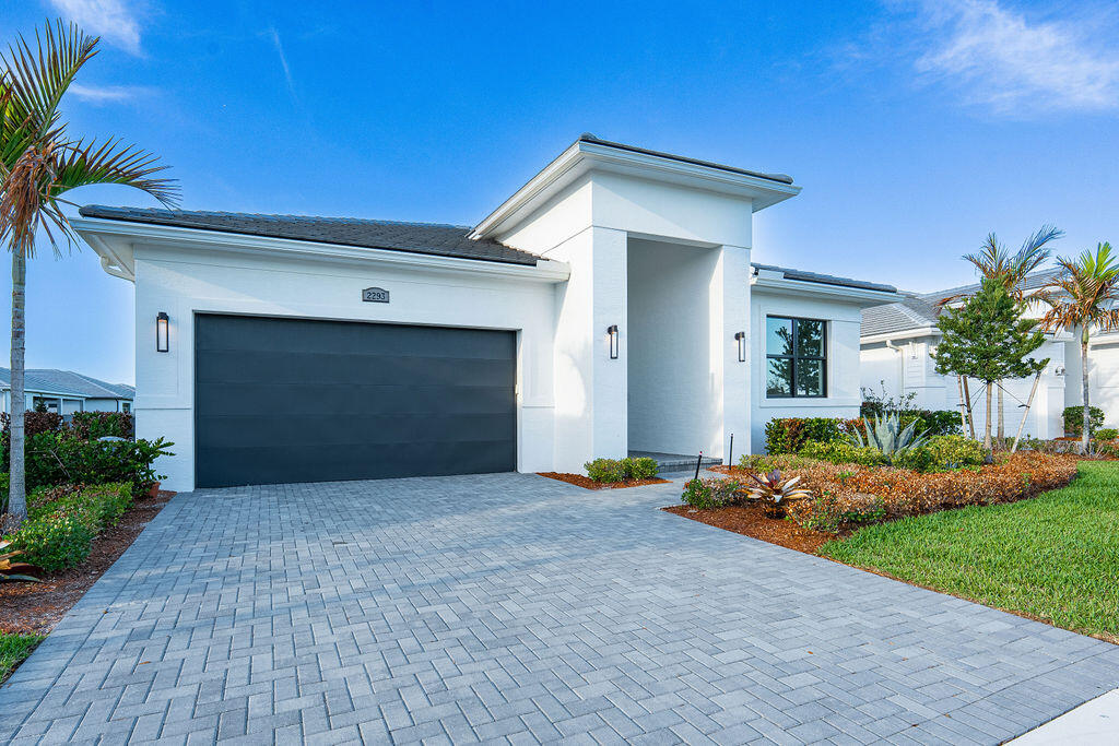 VERANDA ESTATES PHASE 1 - Residential