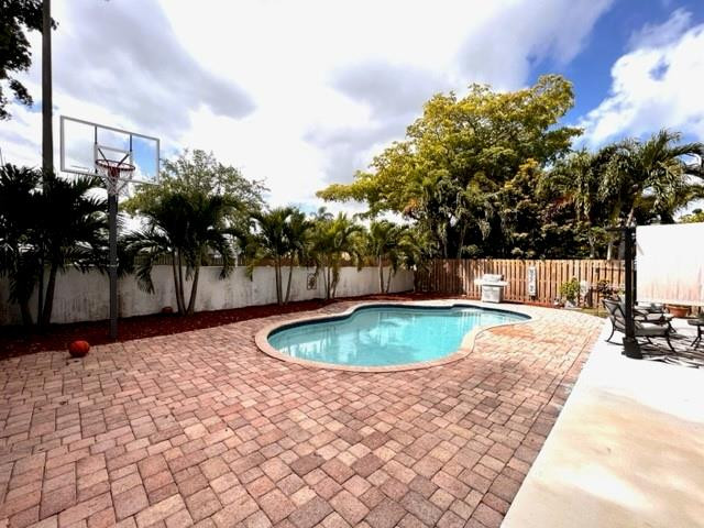Holiday Spgs East 133-49 - Residential