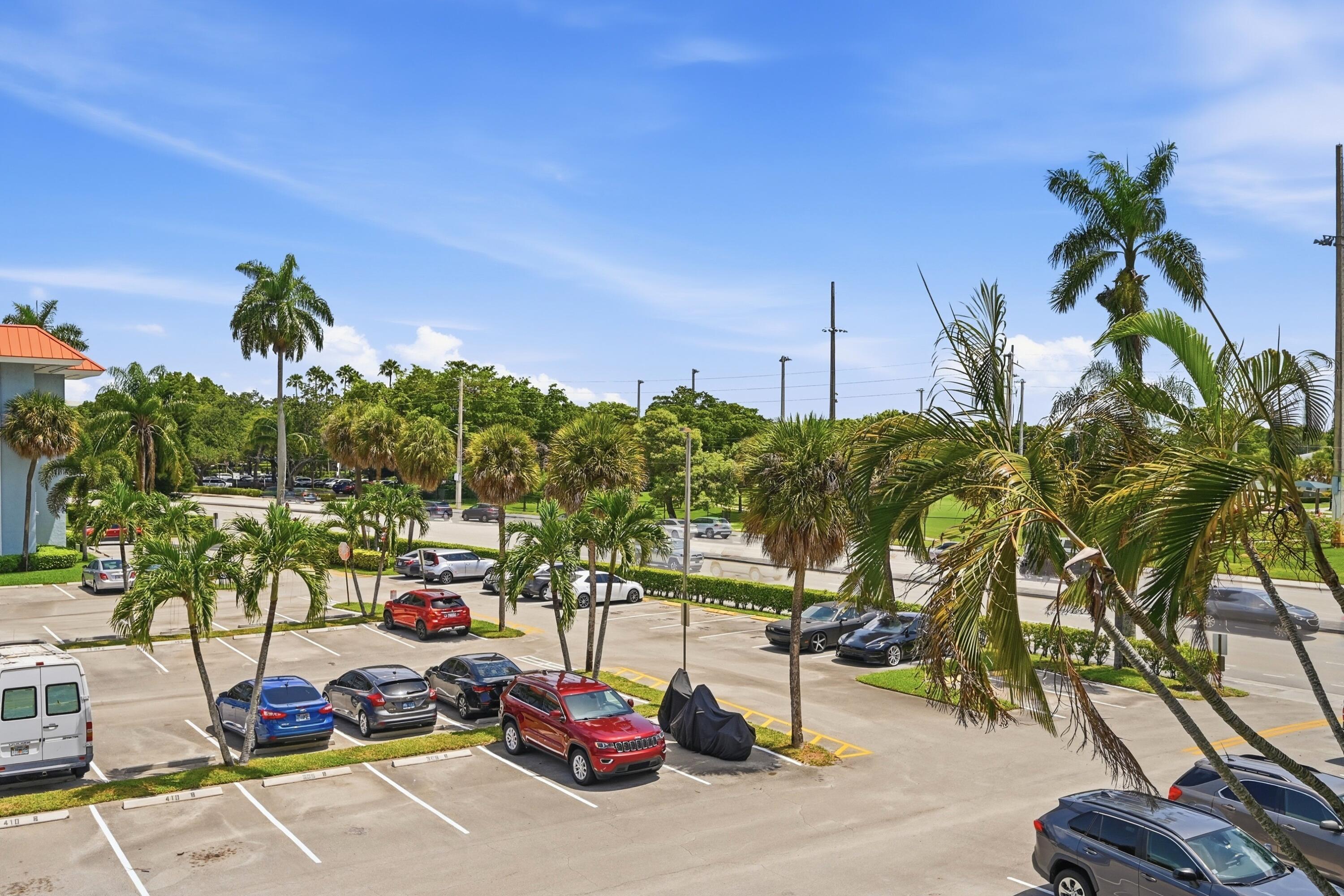 NEWPORT CONDO - Residential
