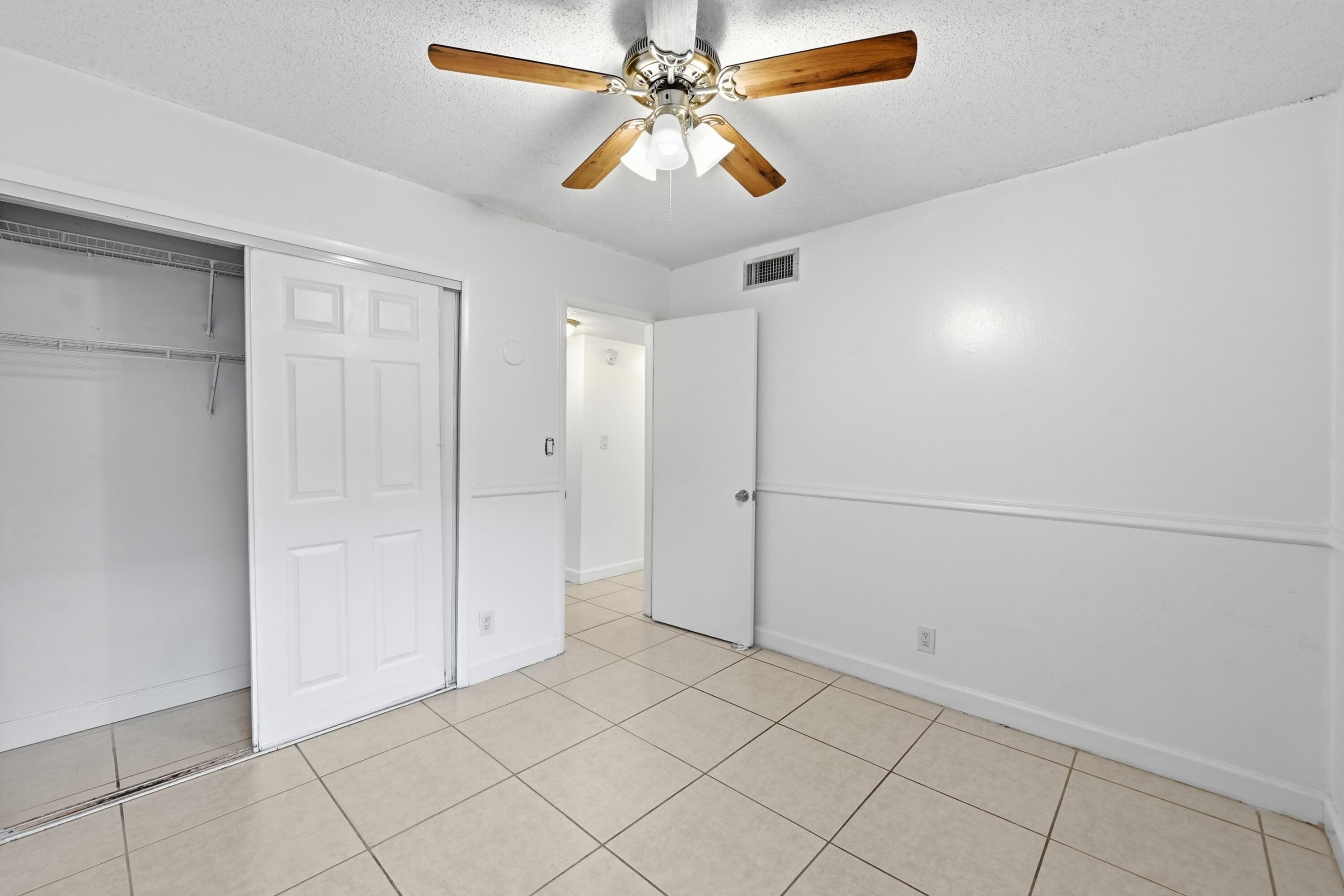 NEWPORT CONDO - Residential