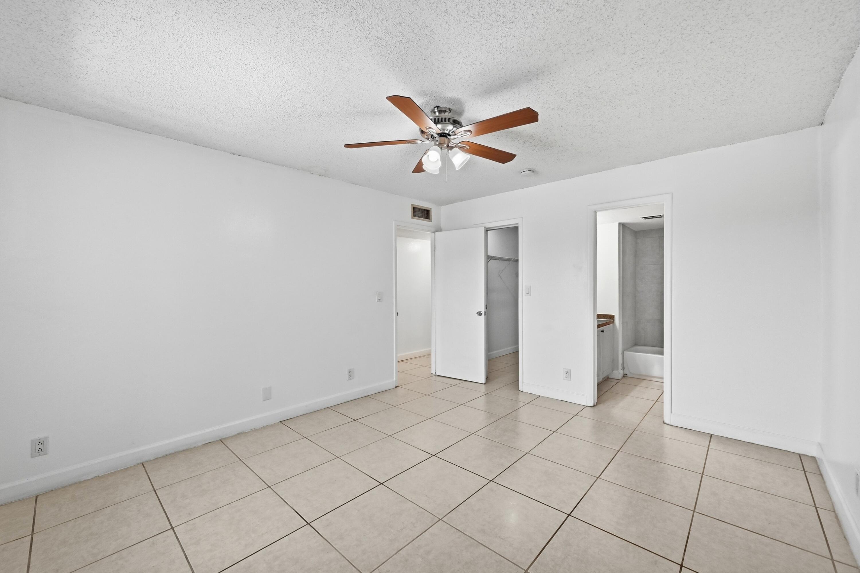 NEWPORT CONDO - Residential