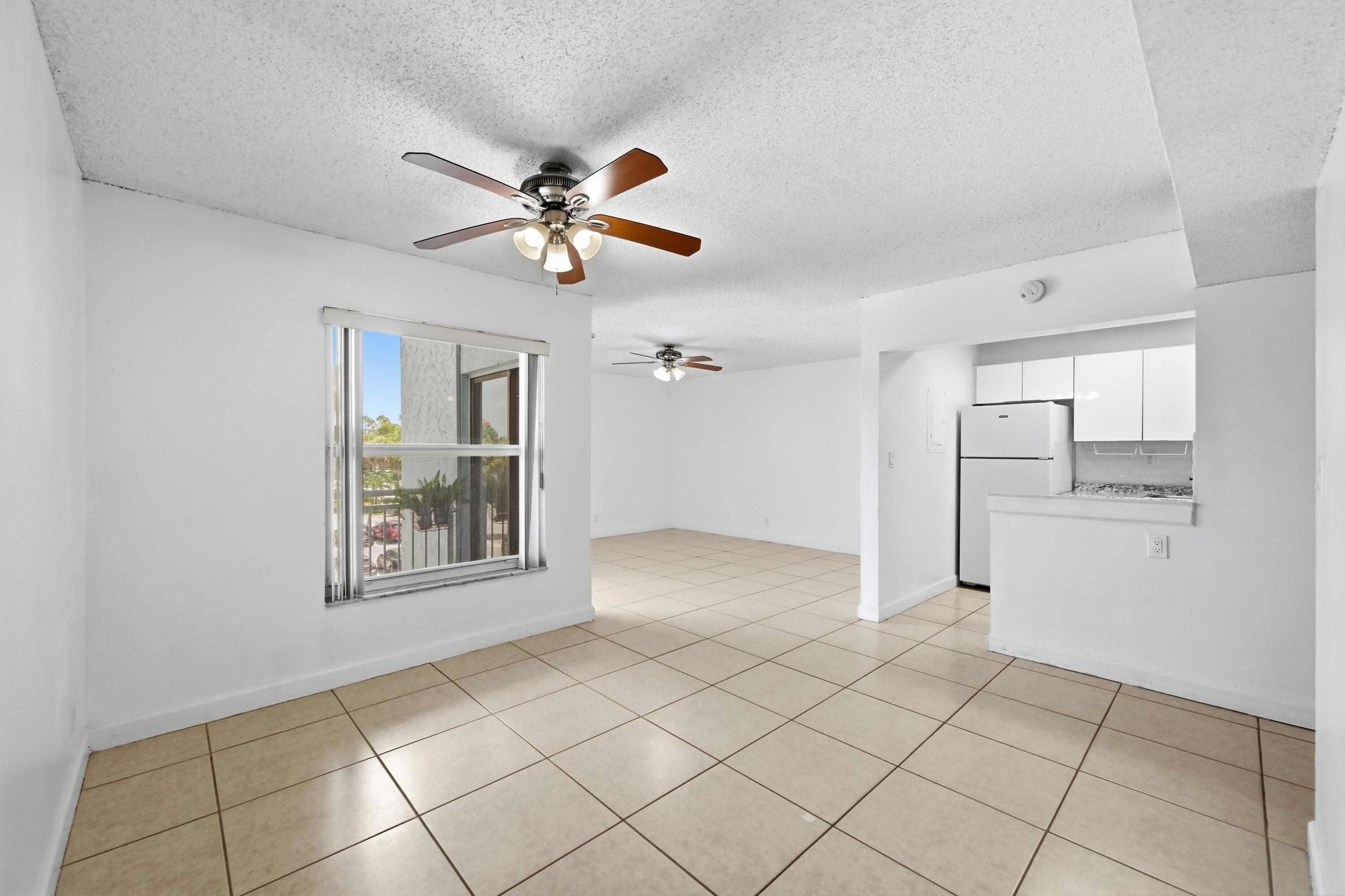 NEWPORT CONDO - Residential