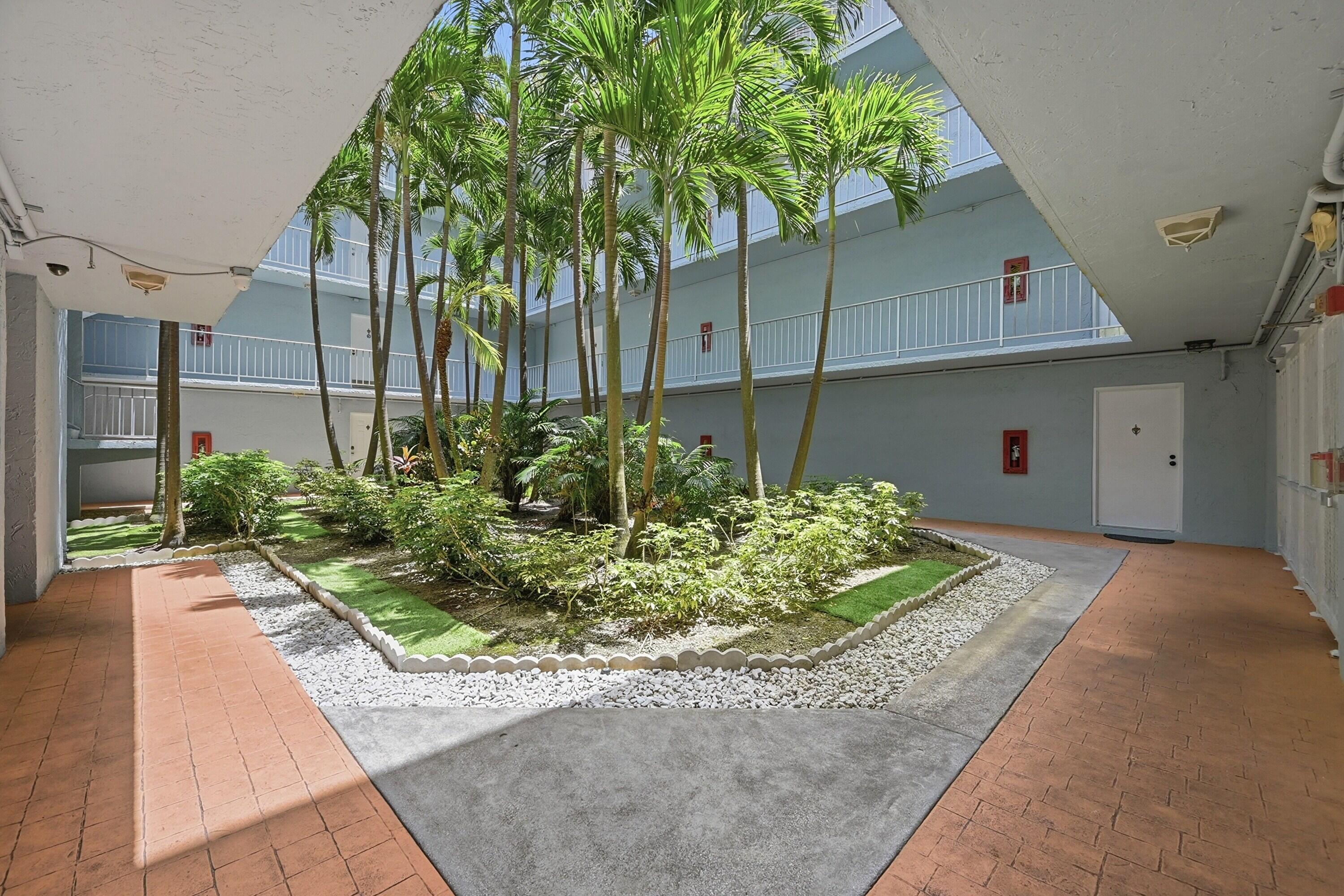 NEWPORT CONDO - Residential