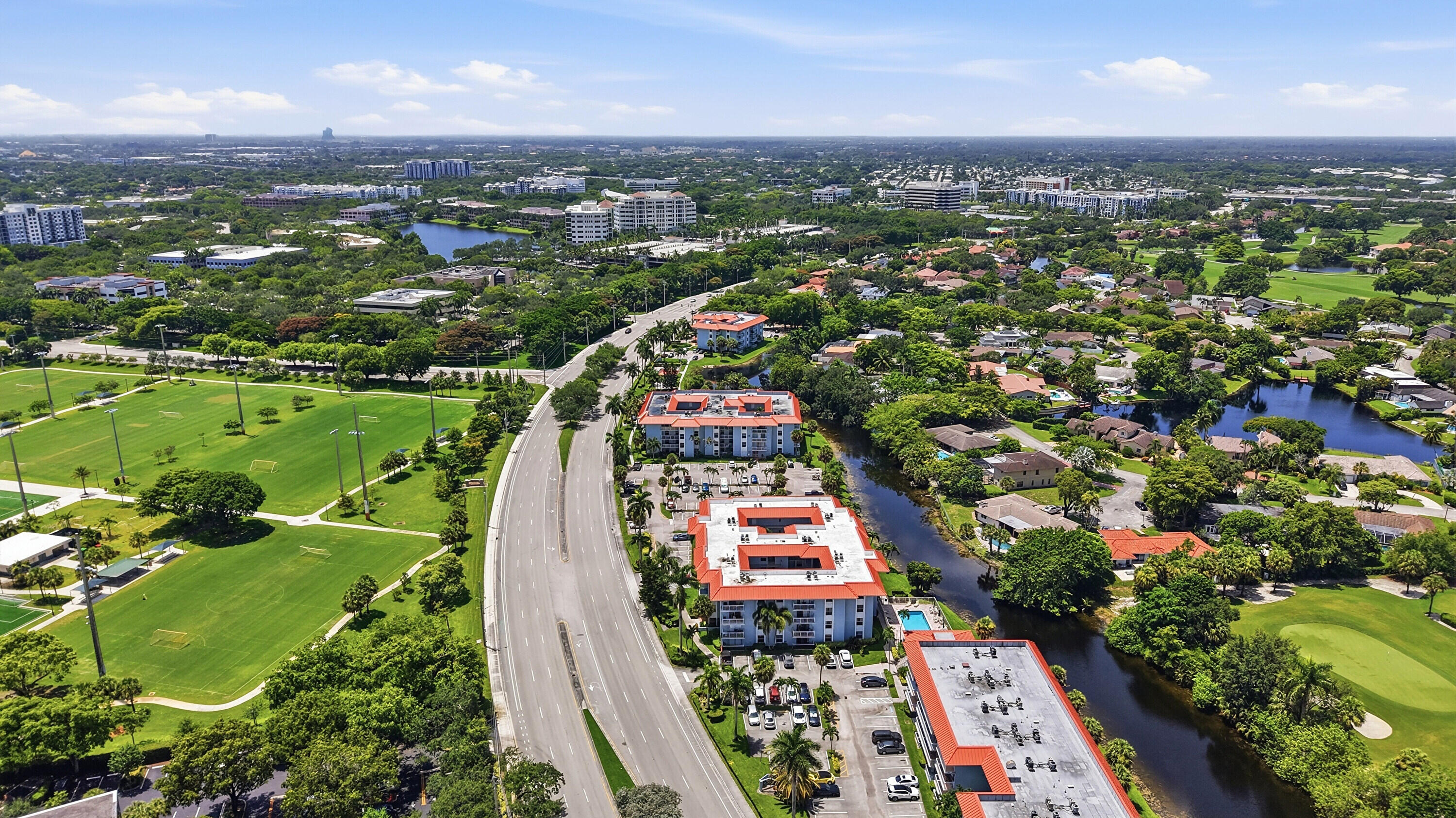 NEWPORT CONDO - Residential