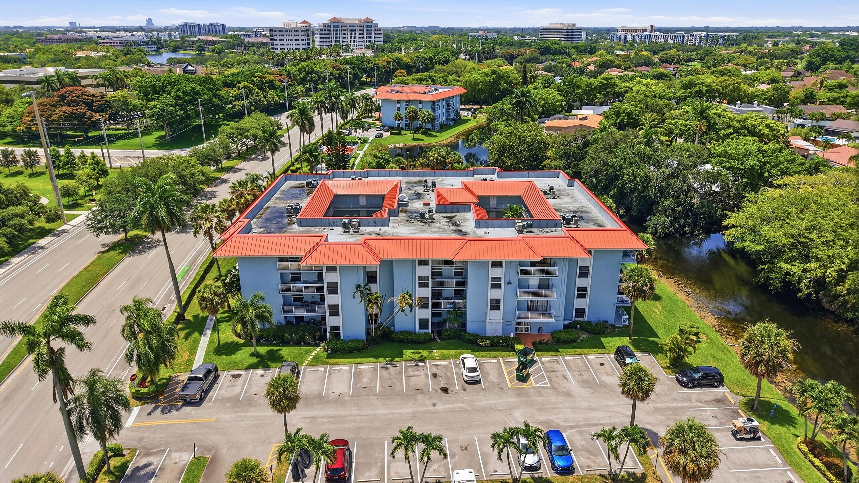 NEWPORT CONDO - Residential