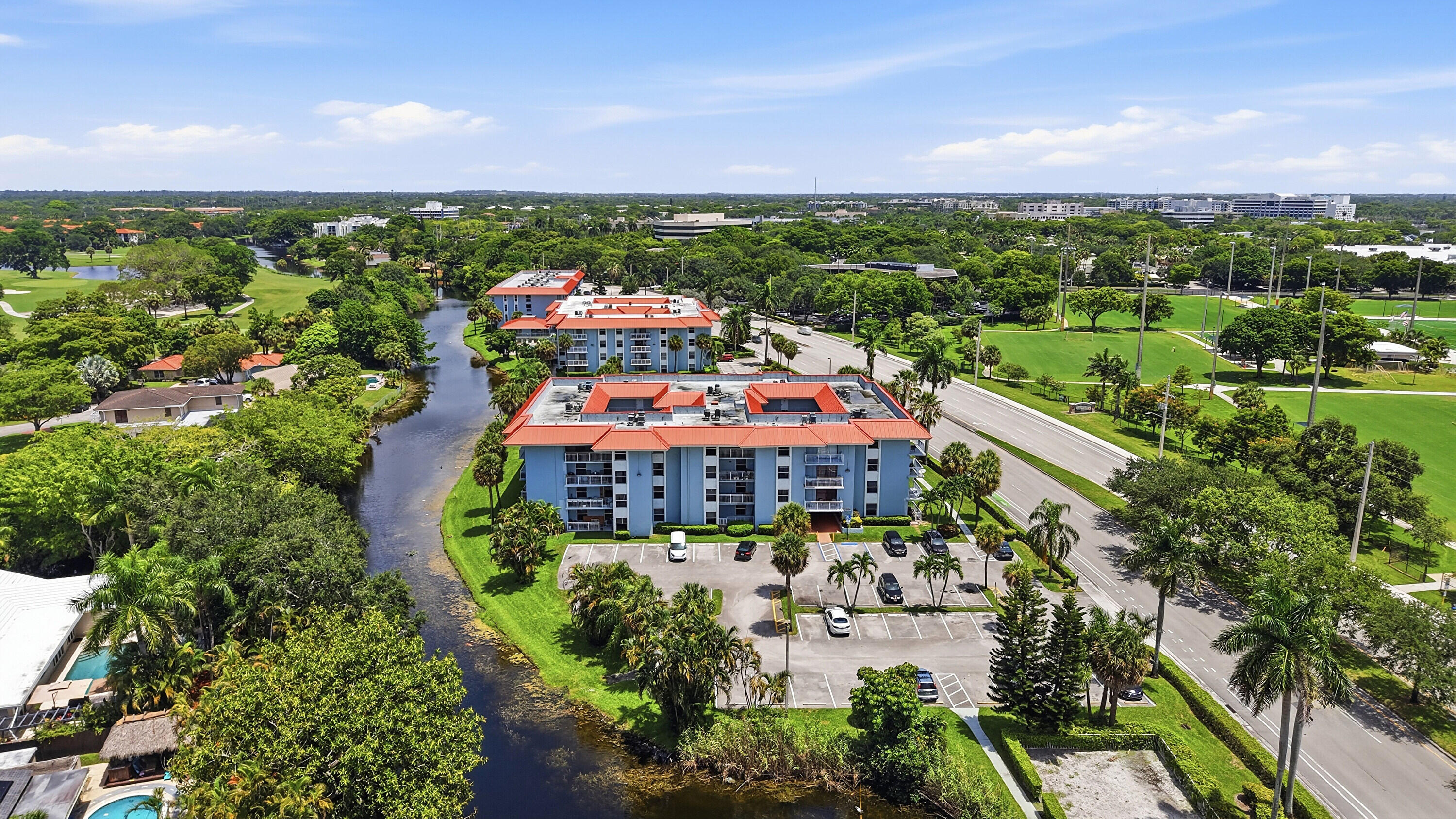 NEWPORT CONDO - Residential