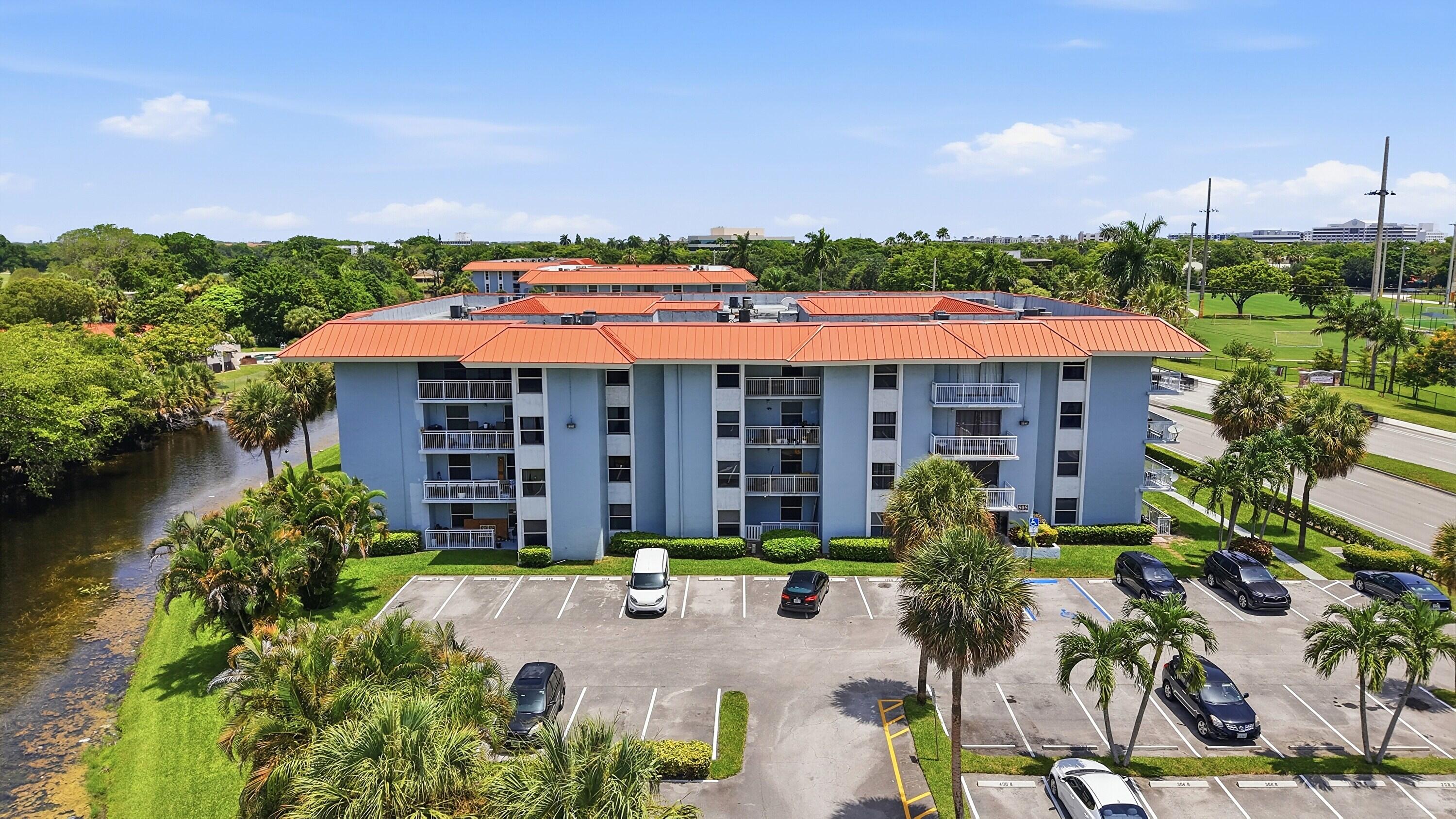 NEWPORT CONDO - Residential