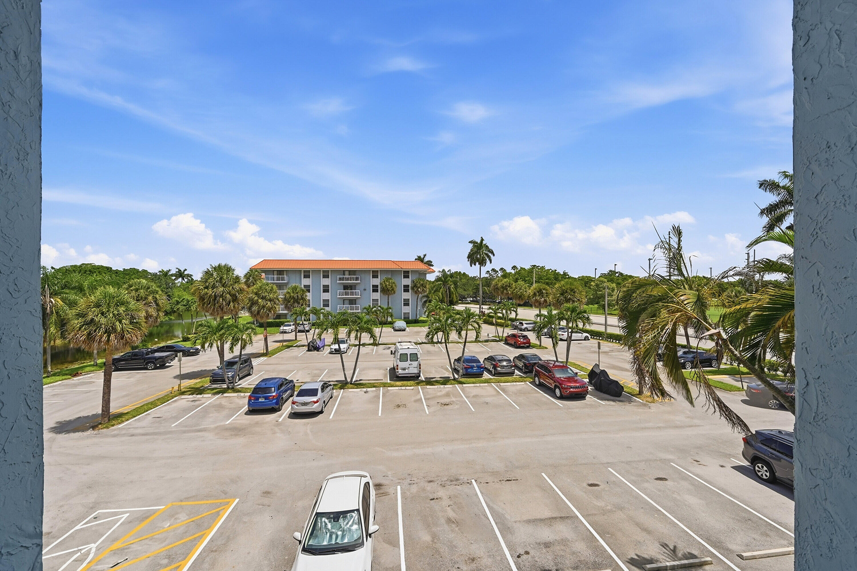 NEWPORT CONDO - Residential