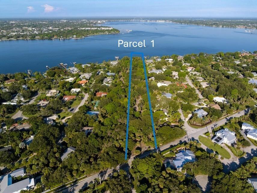 RACEYS SUBDIVISION - Land