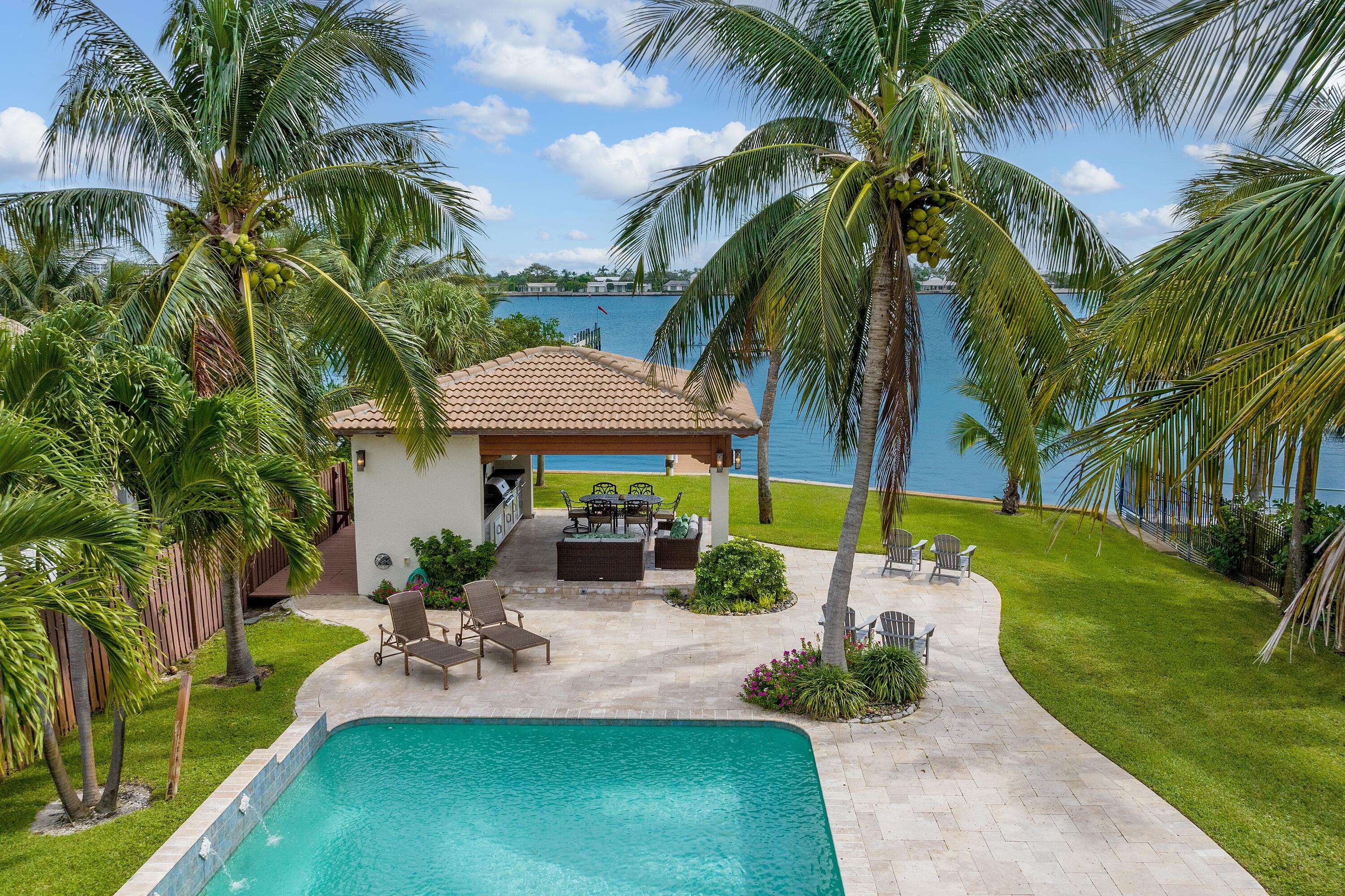 NORTH LAKE WORTH - Residential