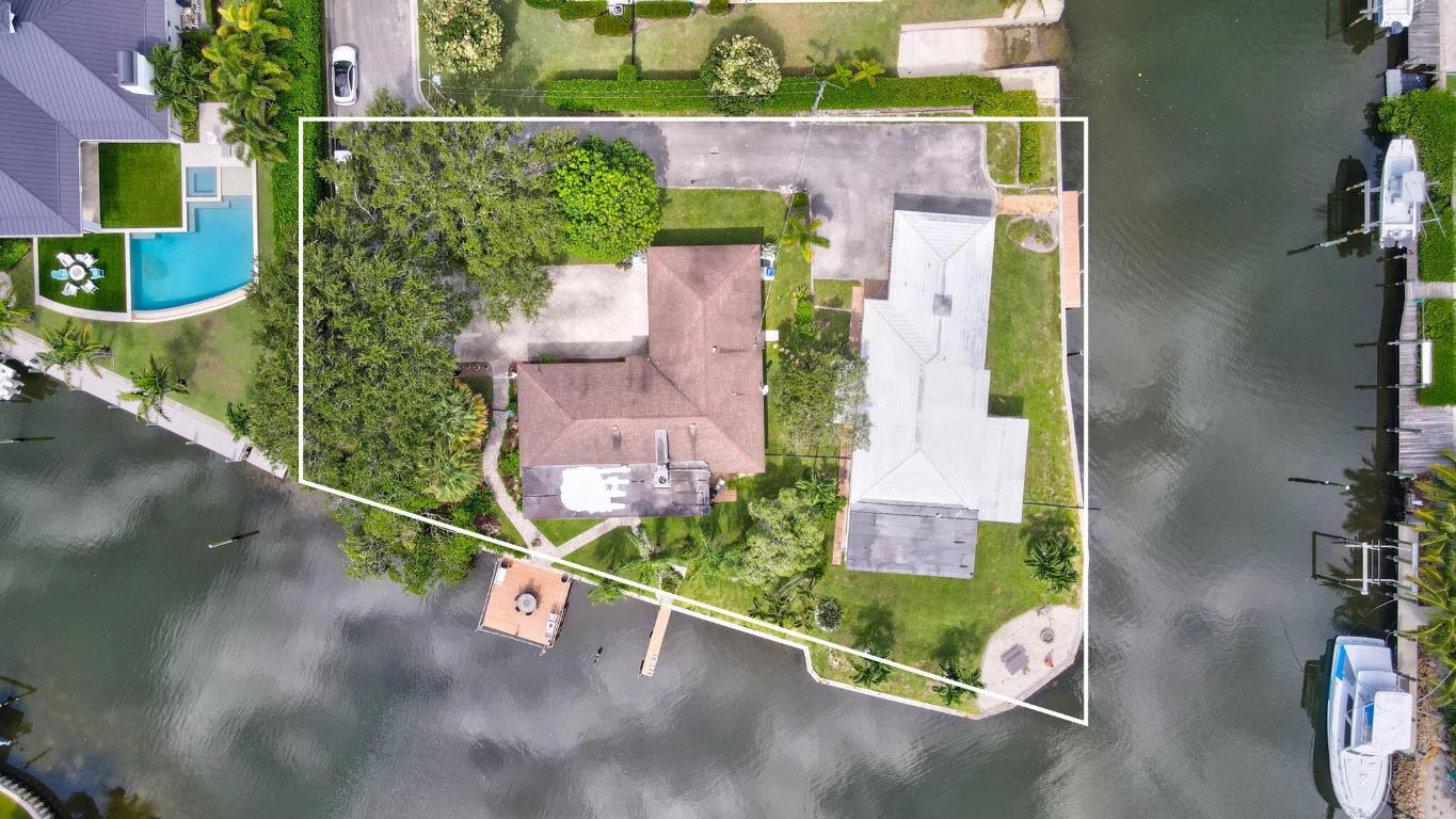 YACHT CLUB ESTATES - Land