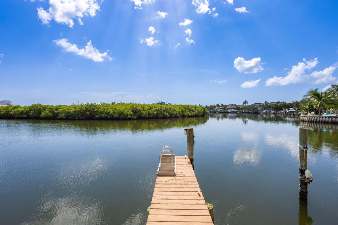 YACHT CLUB ESTATES - Land