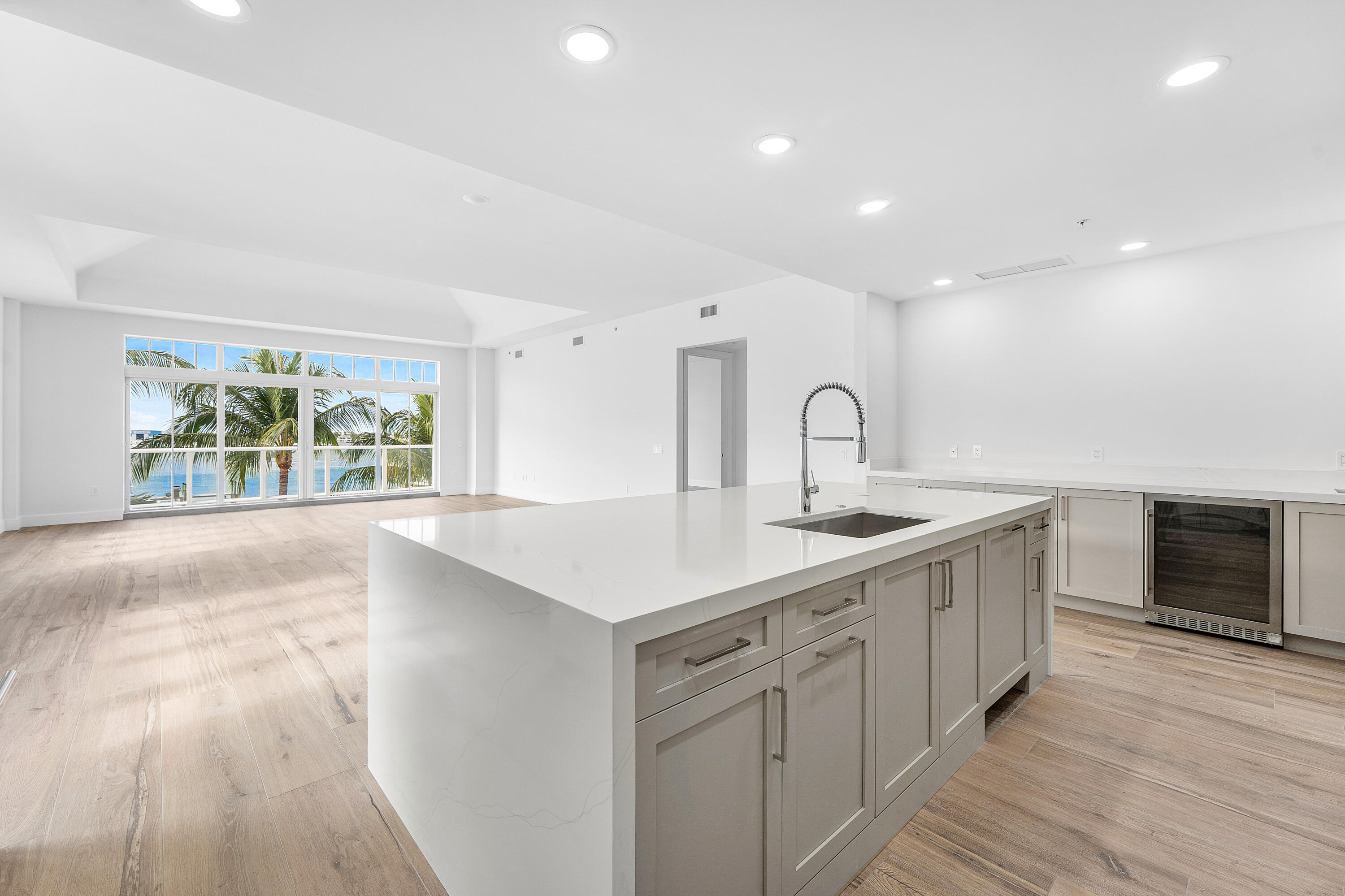 PALM BEACH SHORES - Residential