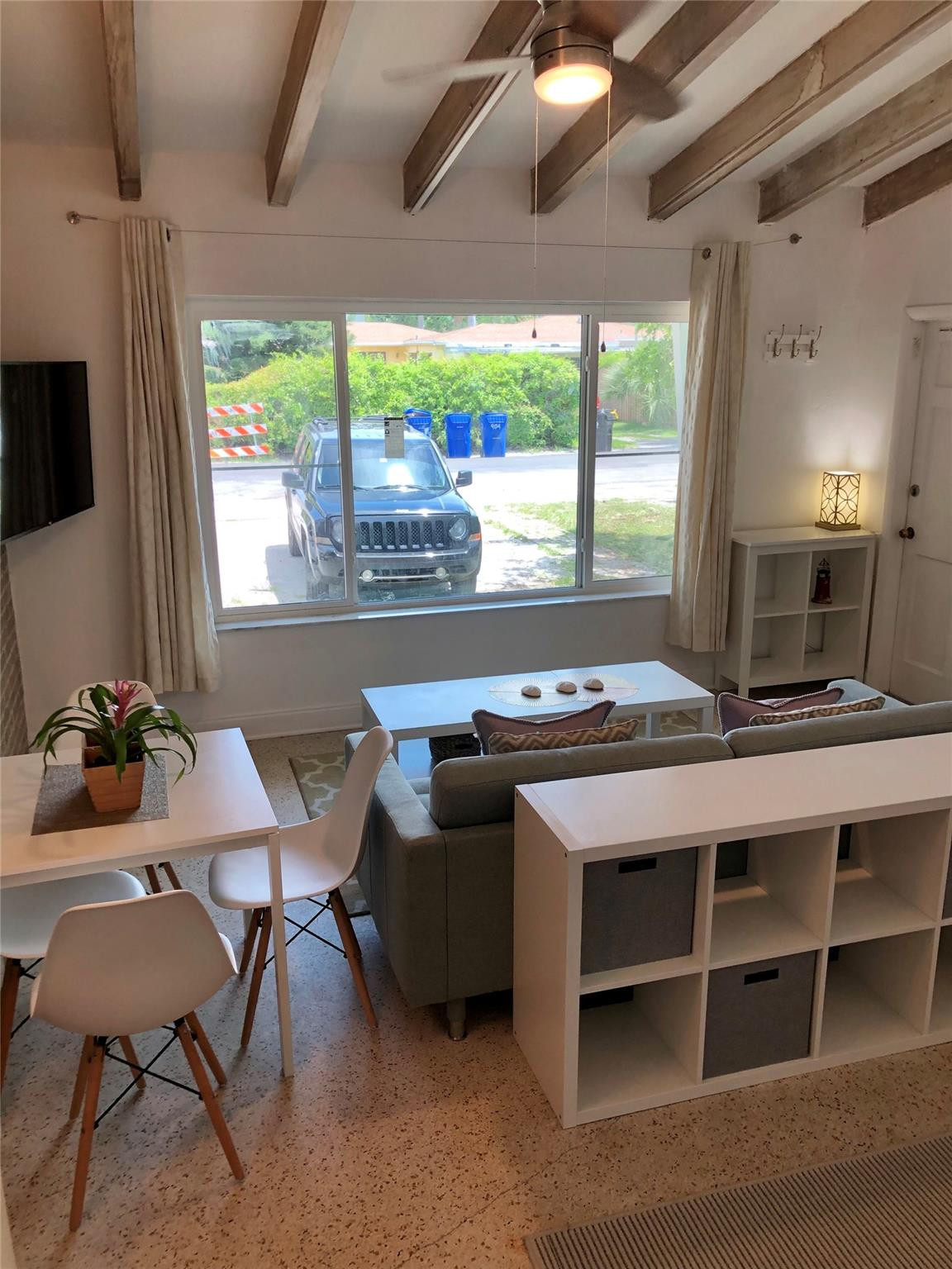 EVERGLADE LAND SALES CO - Residential Income
