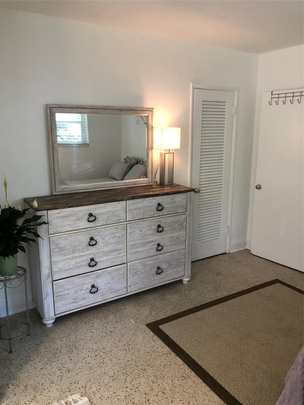 EVERGLADE LAND SALES CO - Residential Income
