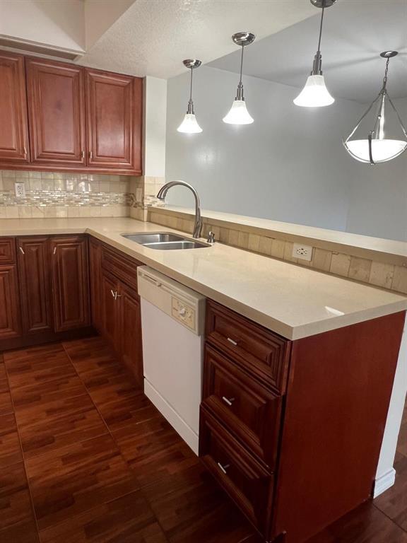 VILLA RUSTICA I CONDO - Residential Lease