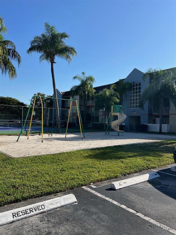 VILLA RUSTICA I CONDO - Residential Lease