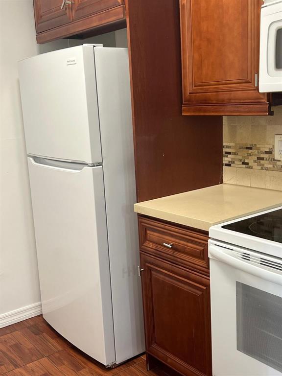 VILLA RUSTICA I CONDO - Residential Lease