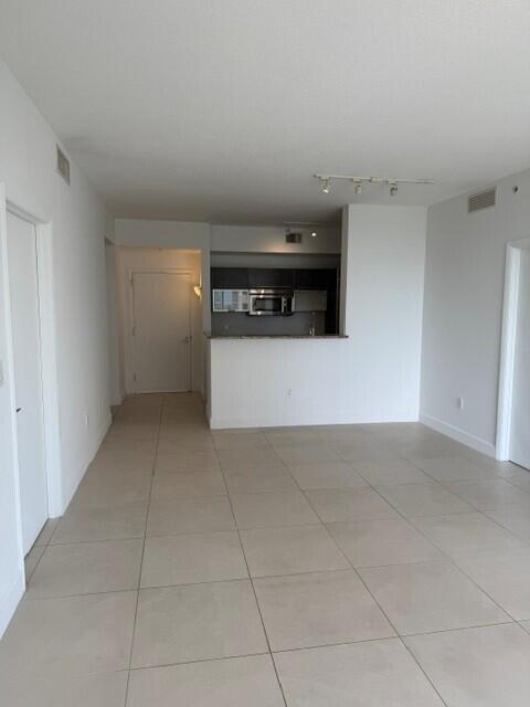 CITYPLACE SOUTH TOWER CONDO - Residential Lease