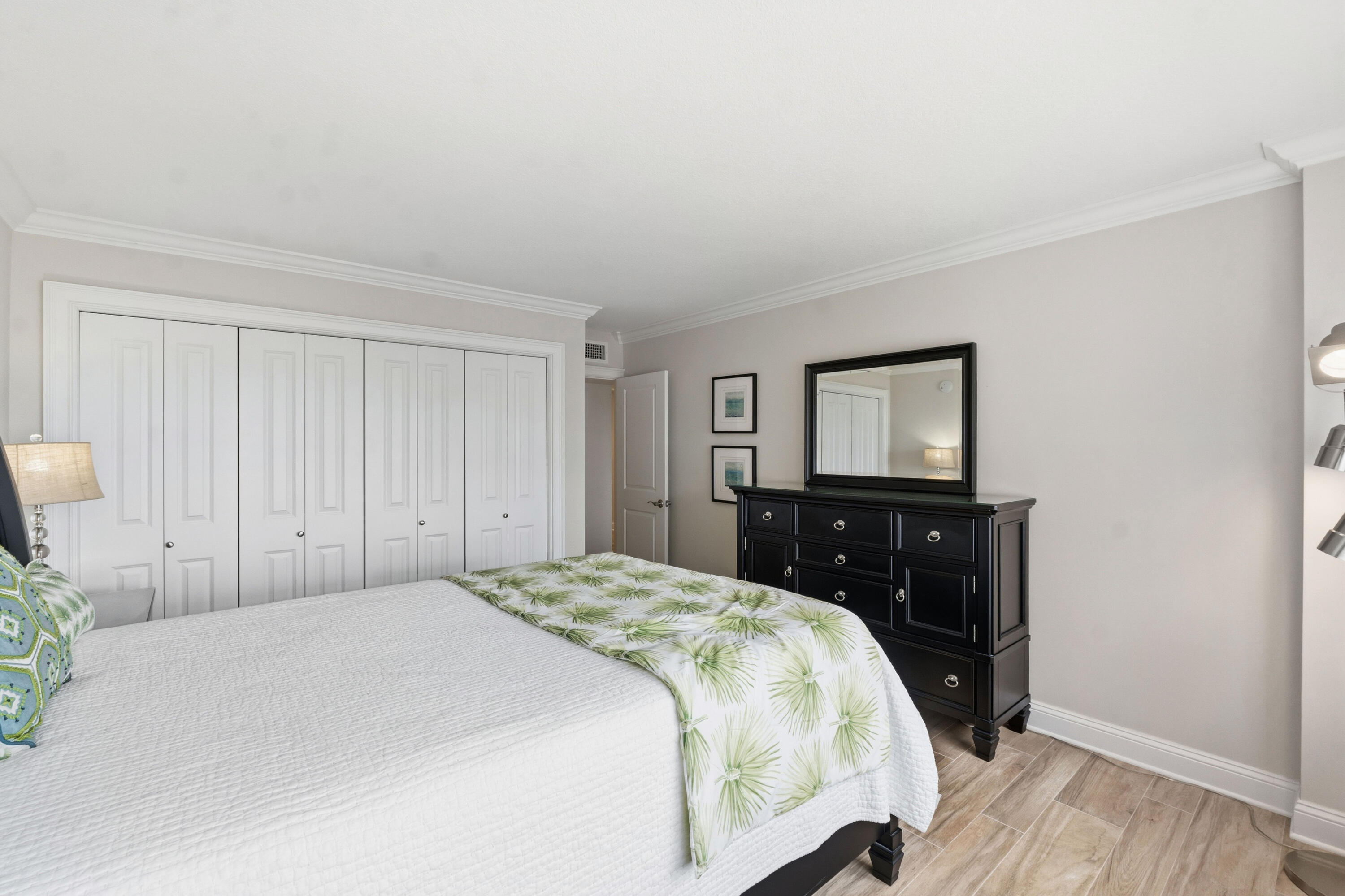 SEA MONARCH CONDO - Residential
