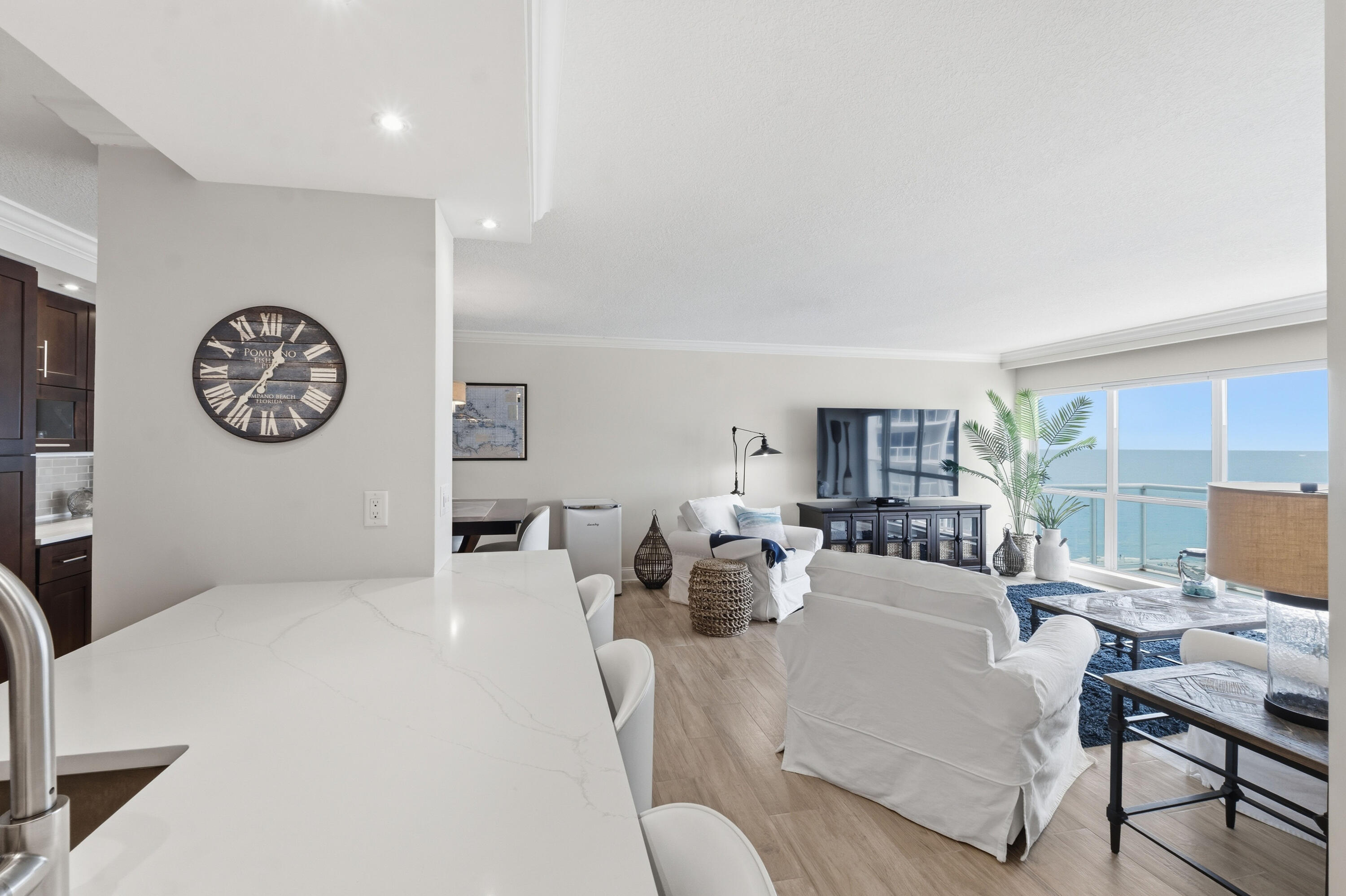 SEA MONARCH CONDO - Residential
