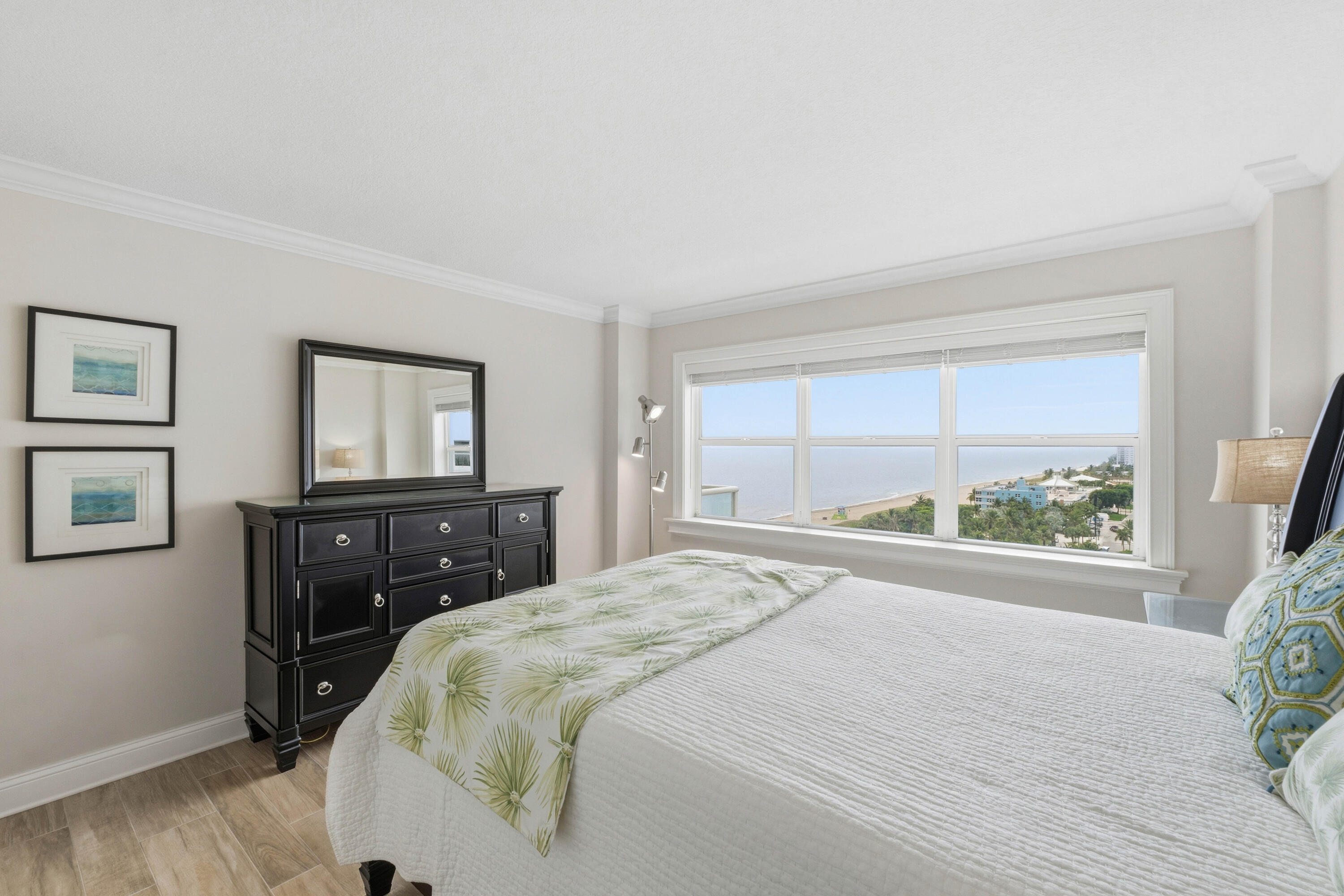 SEA MONARCH CONDO - Residential