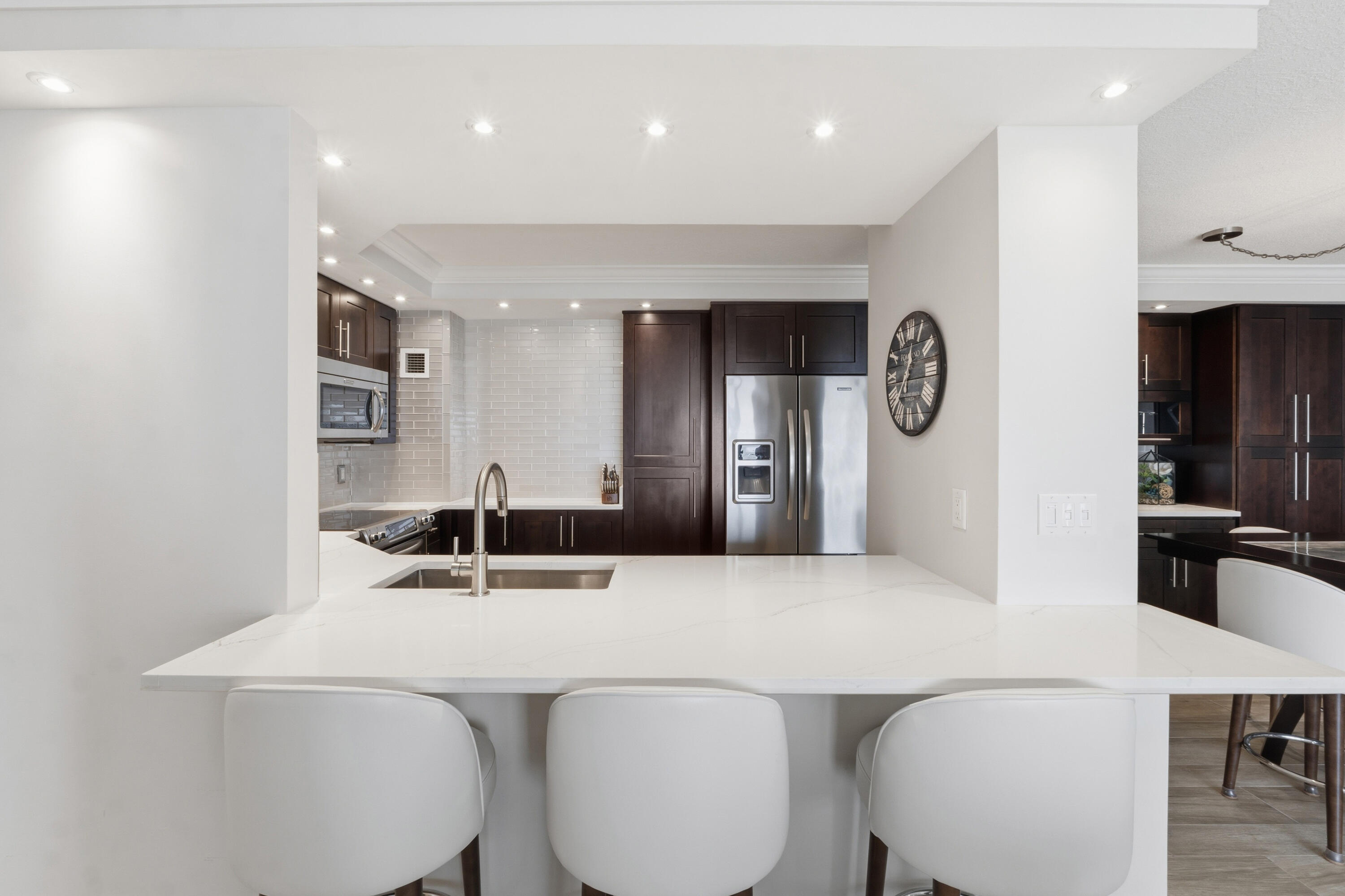 SEA MONARCH CONDO - Residential