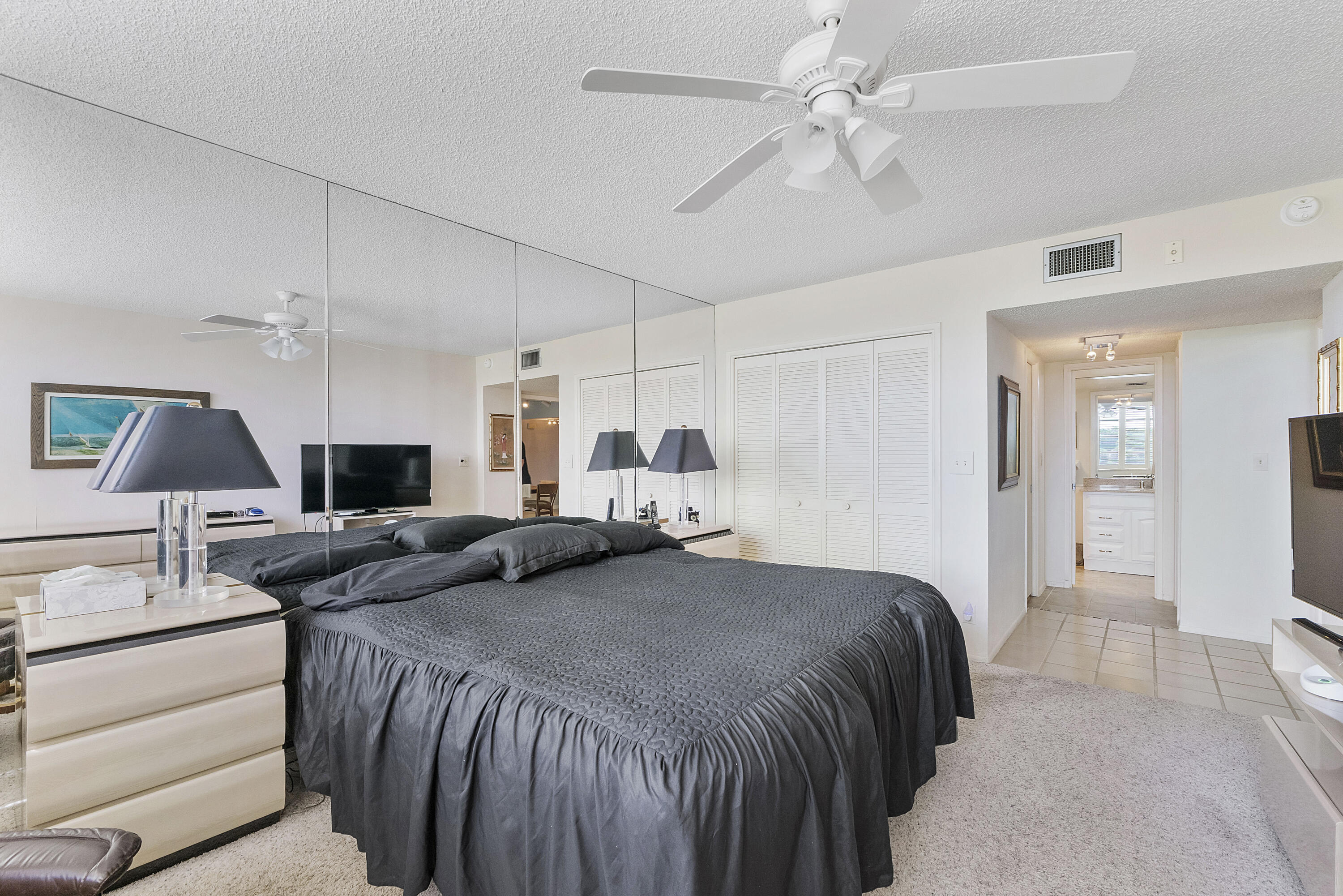 NO 123 PALM-AIRE COUNTRY CLUB - Residential