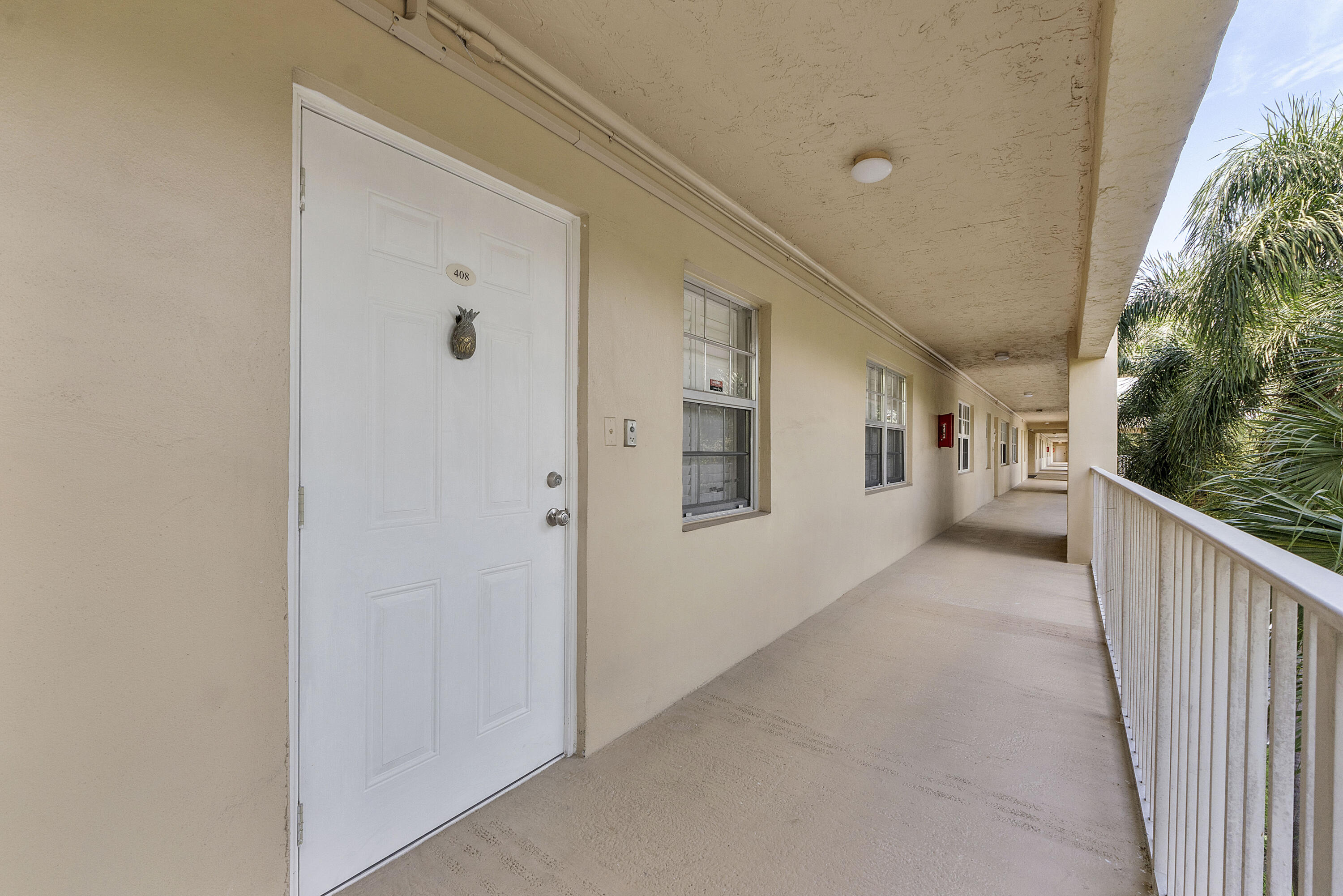 NO 123 PALM-AIRE COUNTRY CLUB - Residential