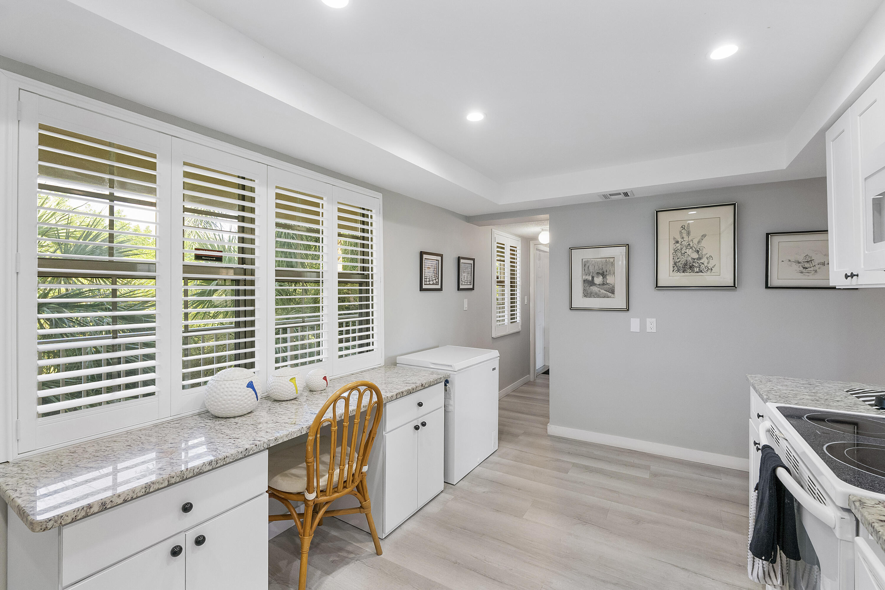 NO 123 PALM-AIRE COUNTRY CLUB - Residential